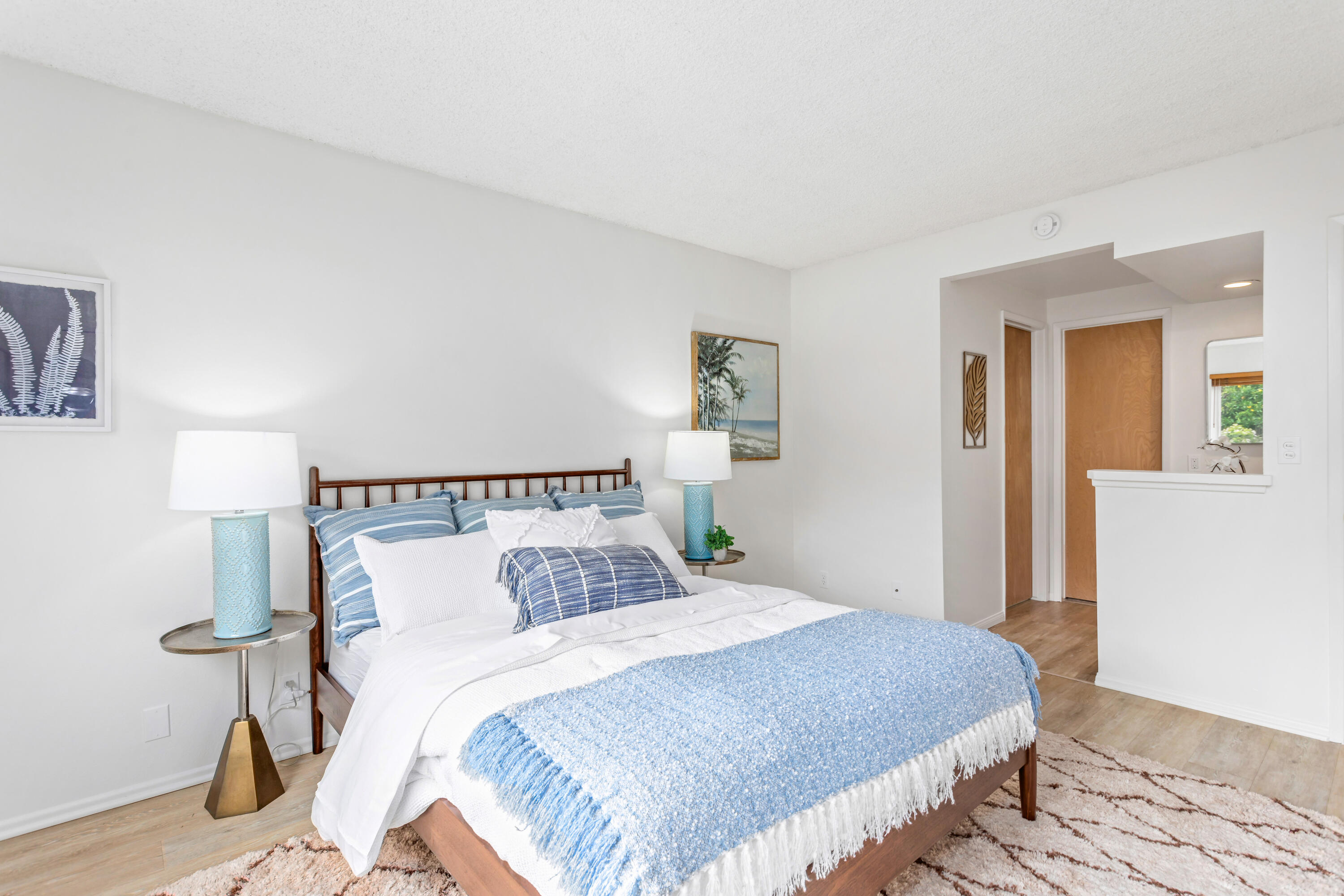 5207 University Drive