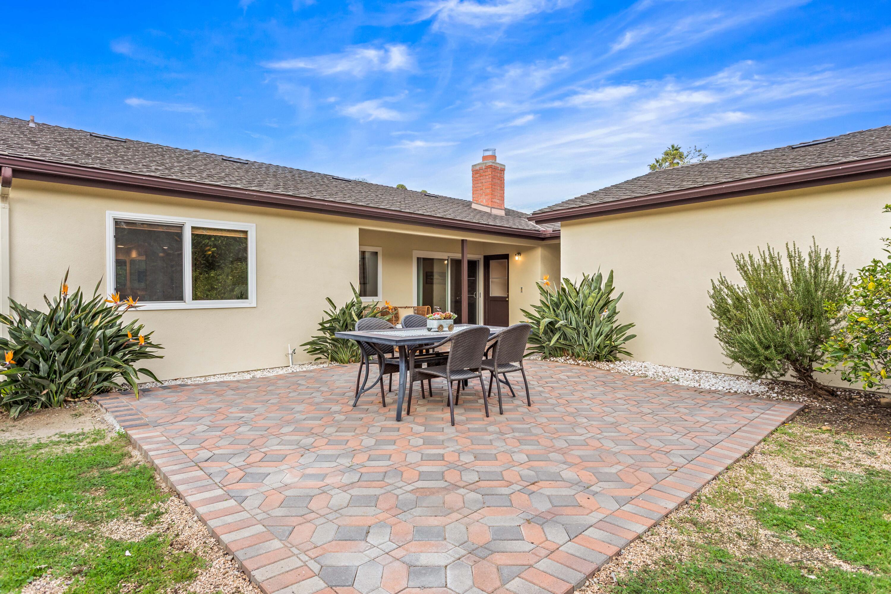 5207 University Drive