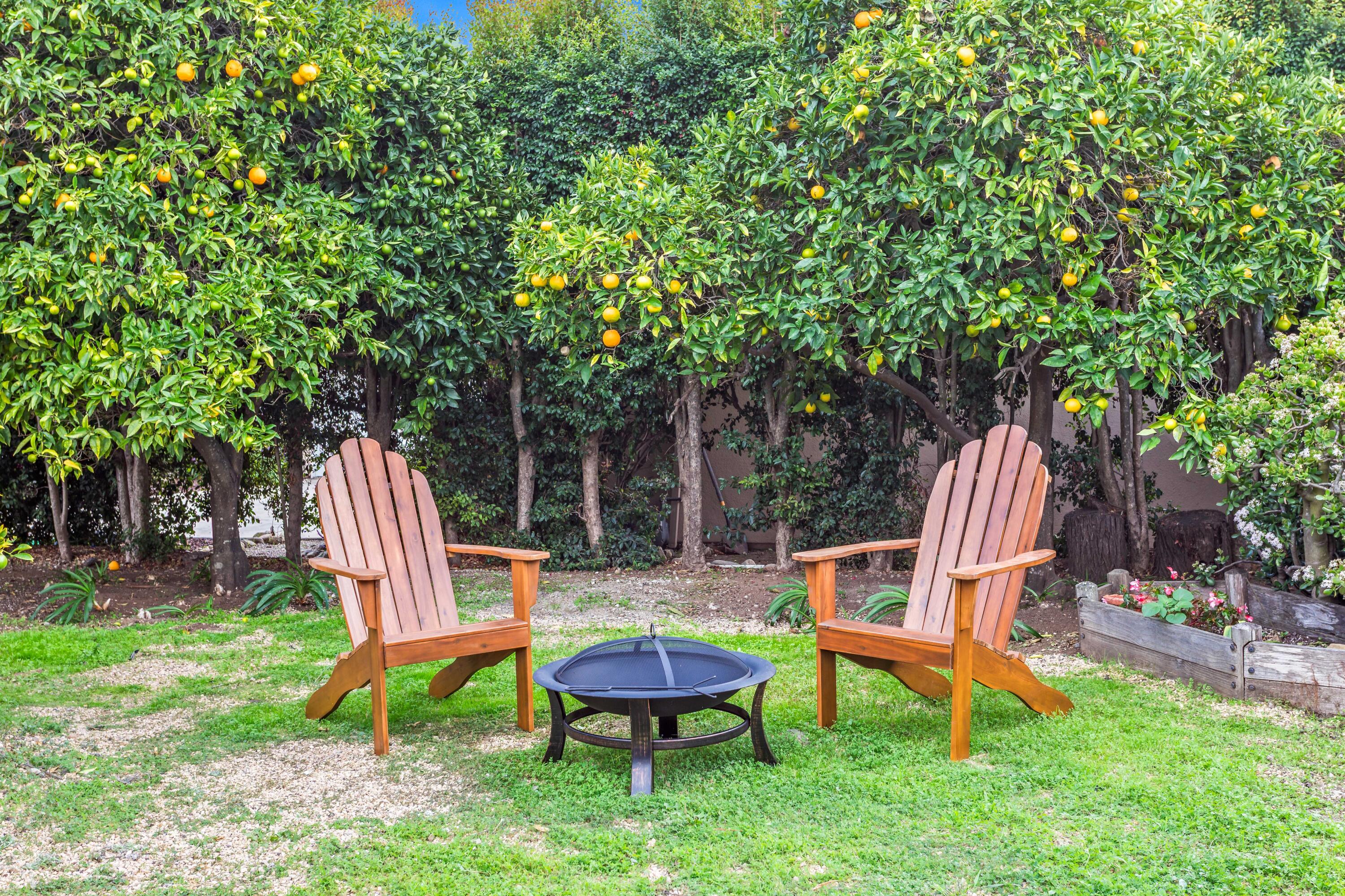 5207 University Drive