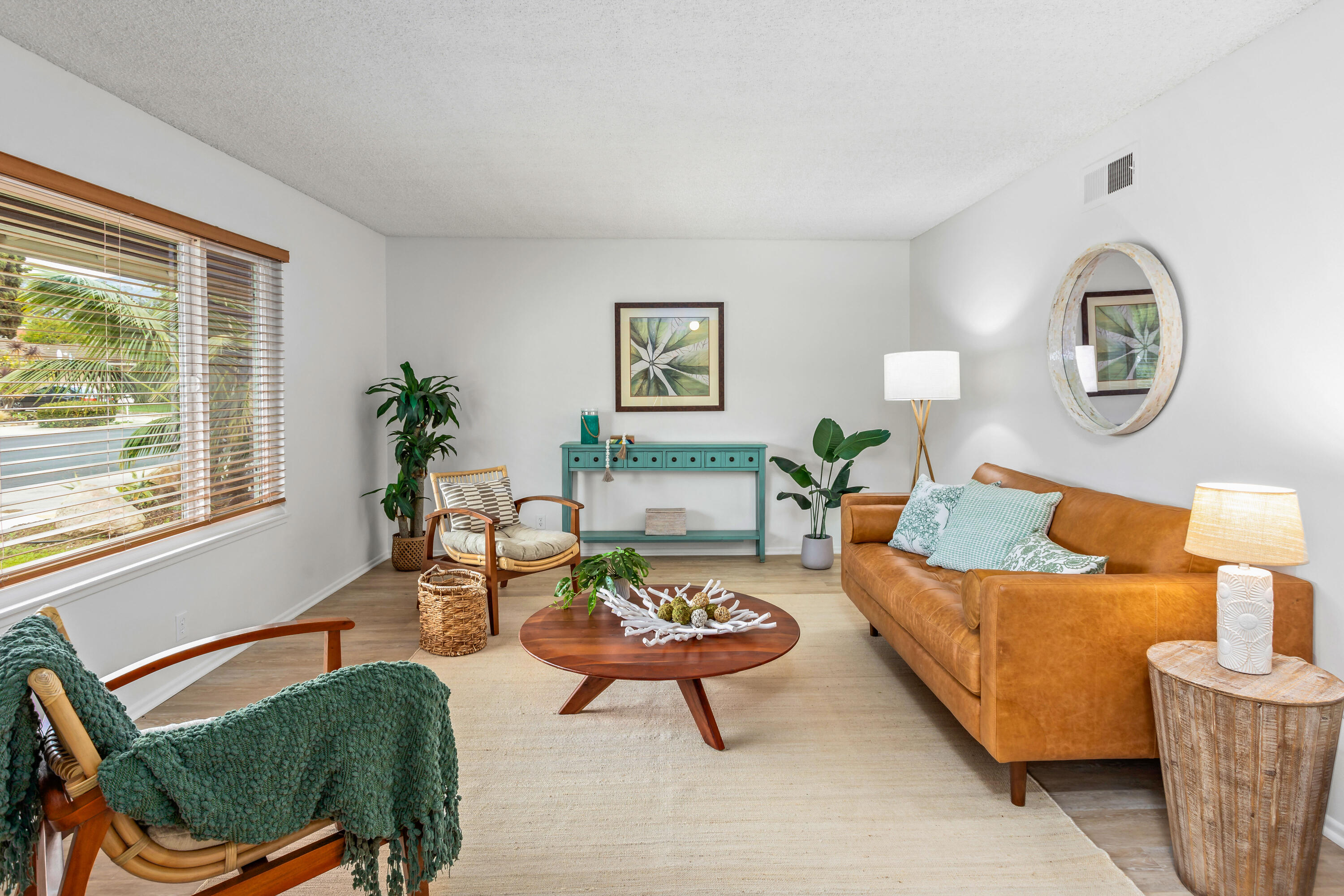 5207 University Drive