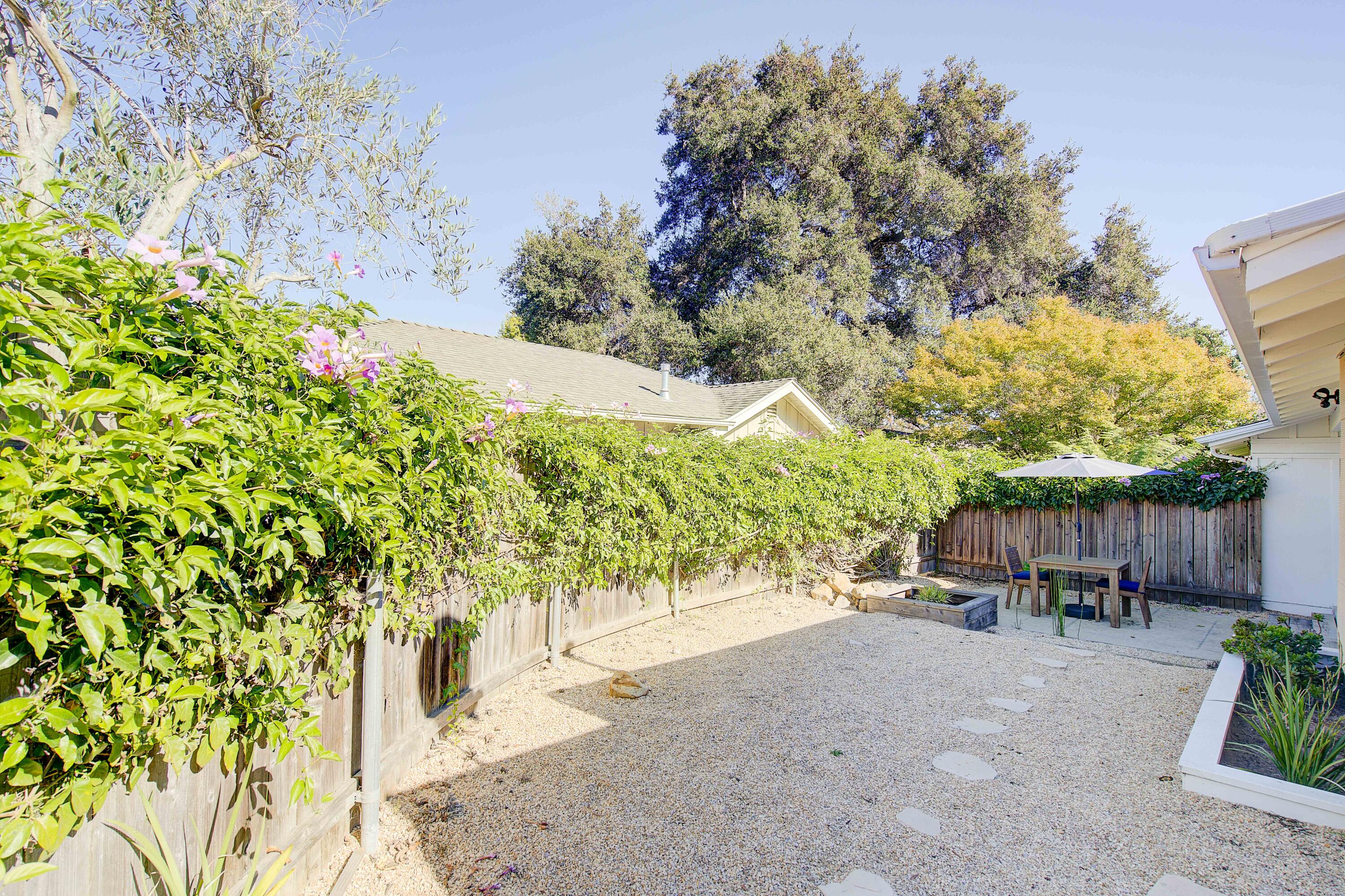 2022 Monterey Street