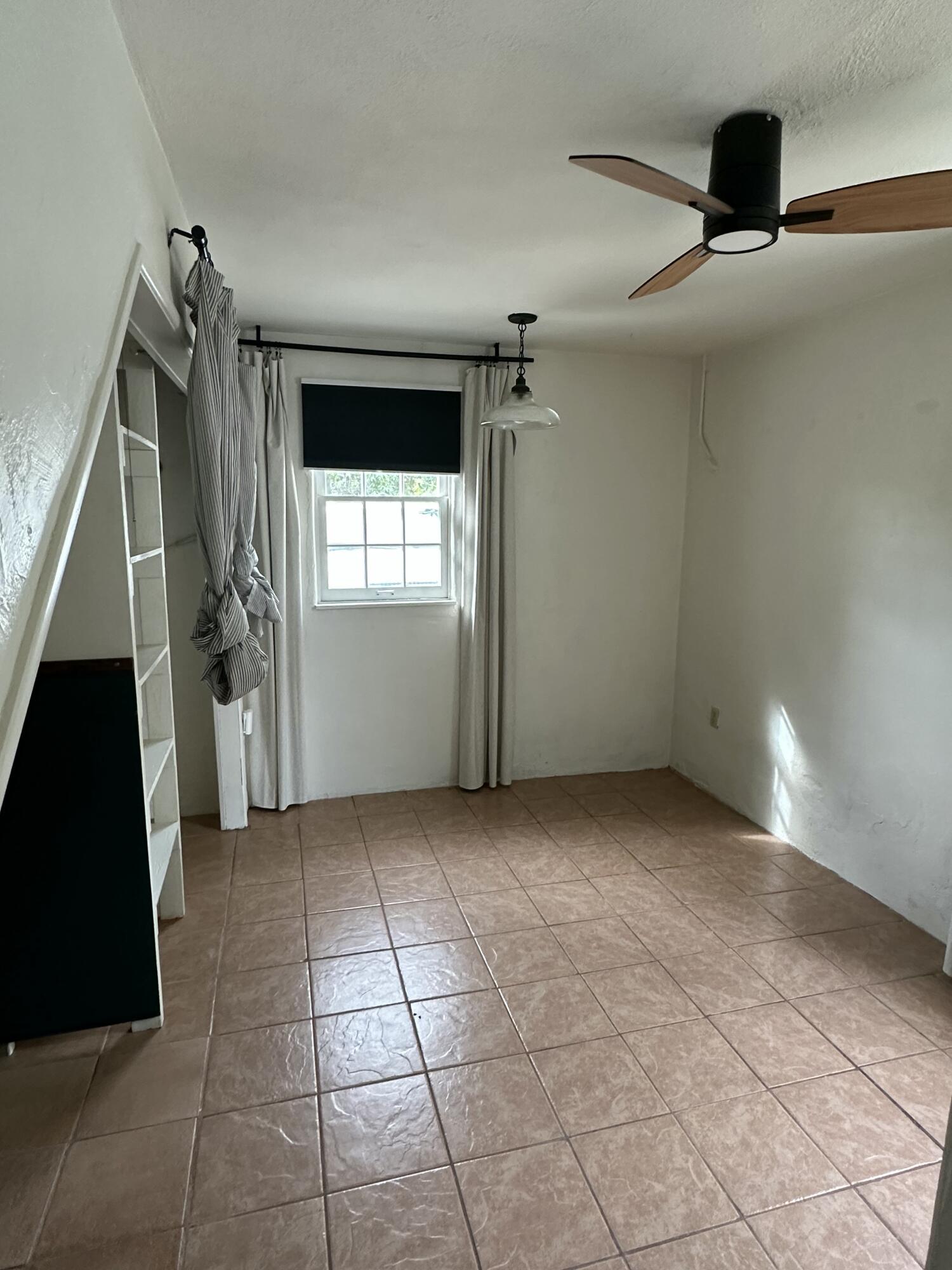 1521 La Vista Del Oceano