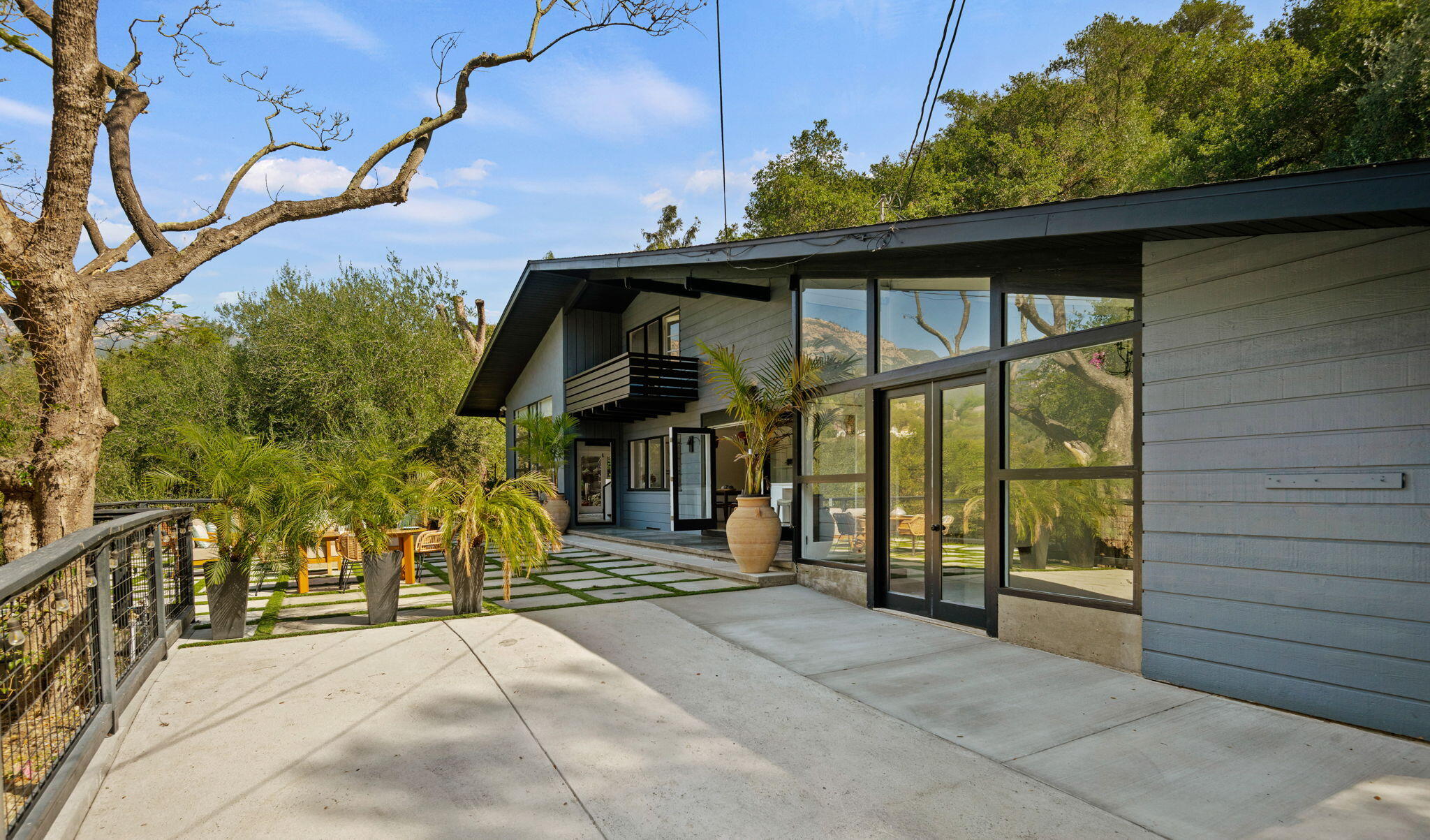 2253 Las Canoas Road