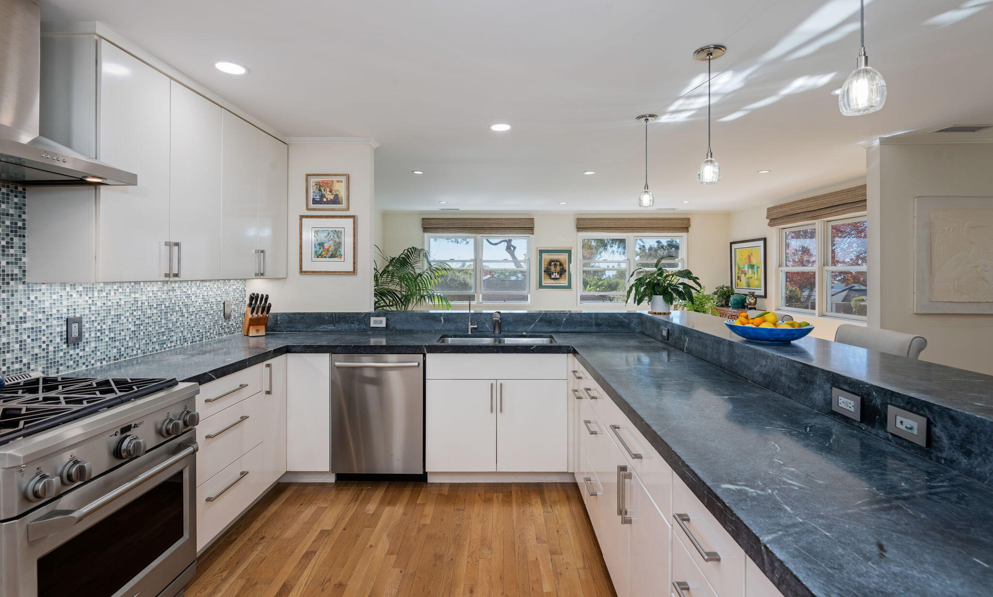 1322 San Miguel Avenue