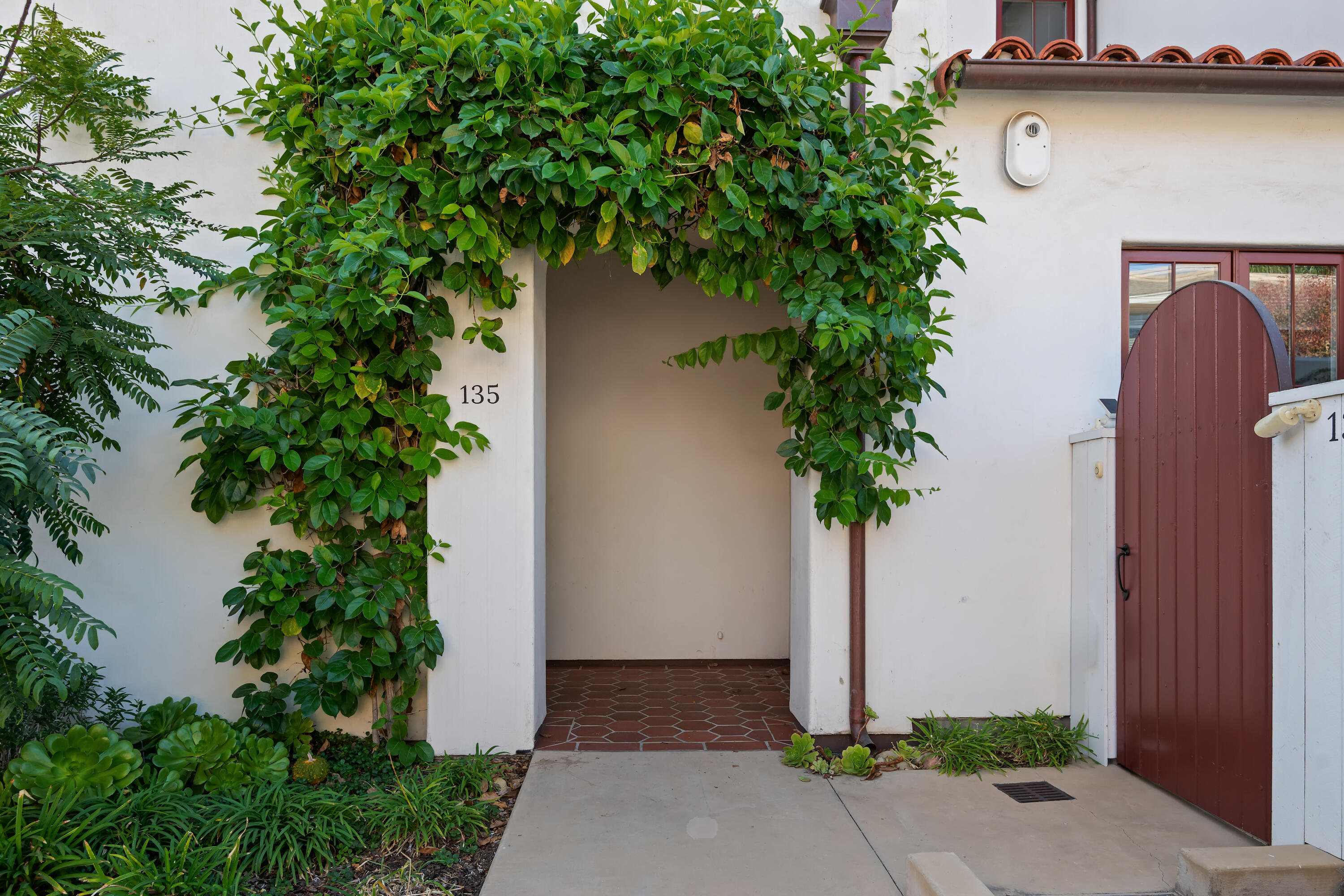 3728 State Street 135