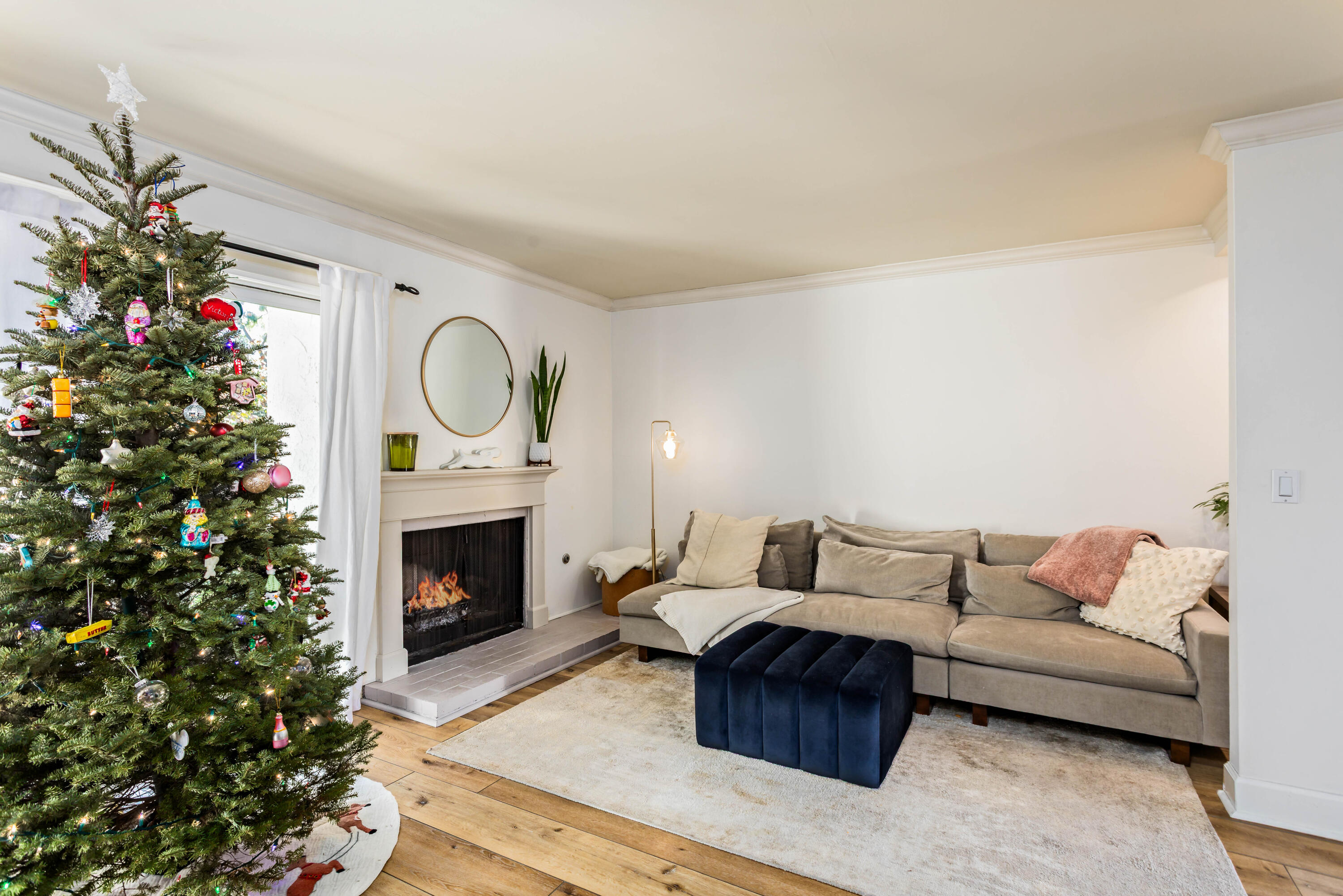 5087 Rhoads Avenue B