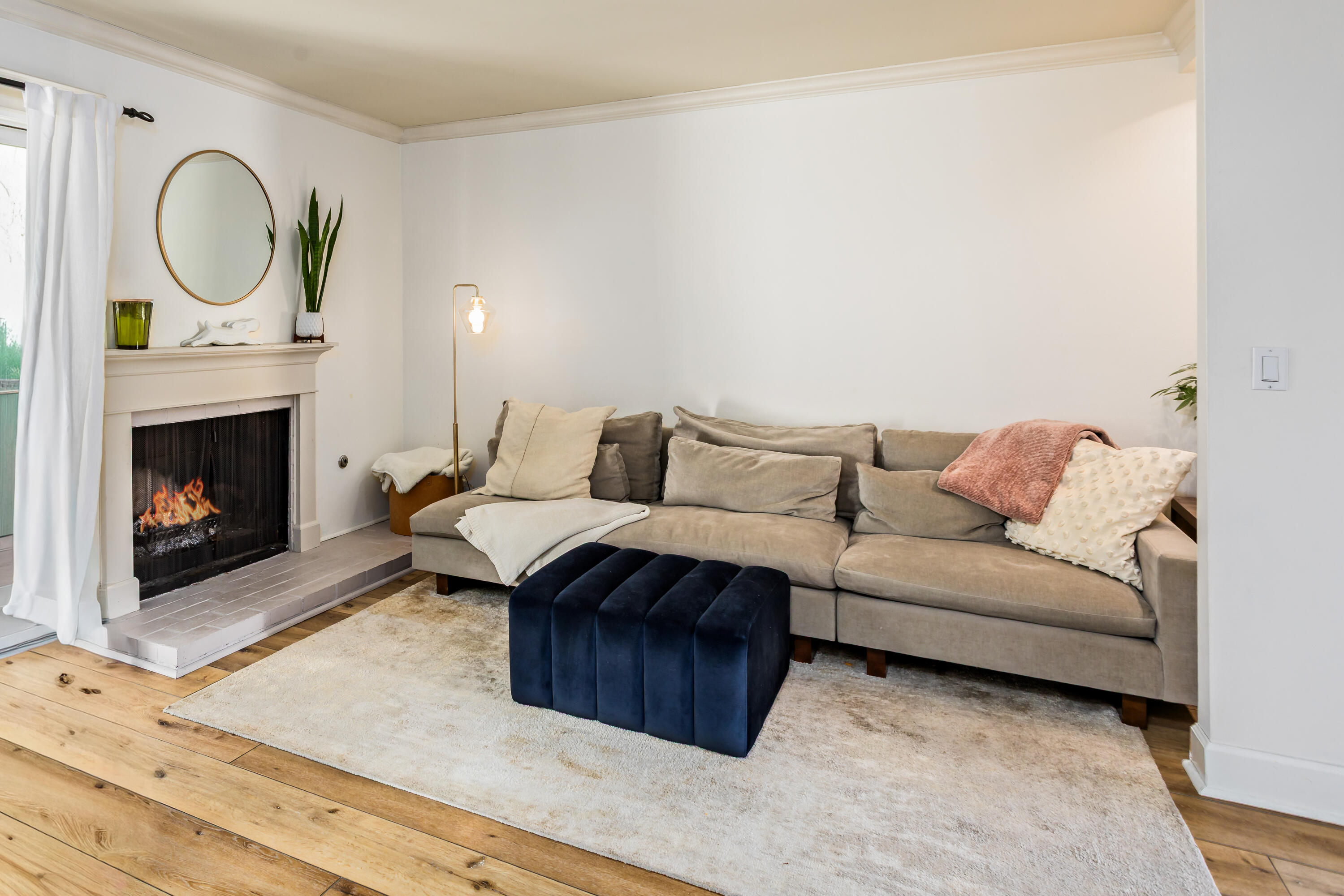 5087 Rhoads Avenue B