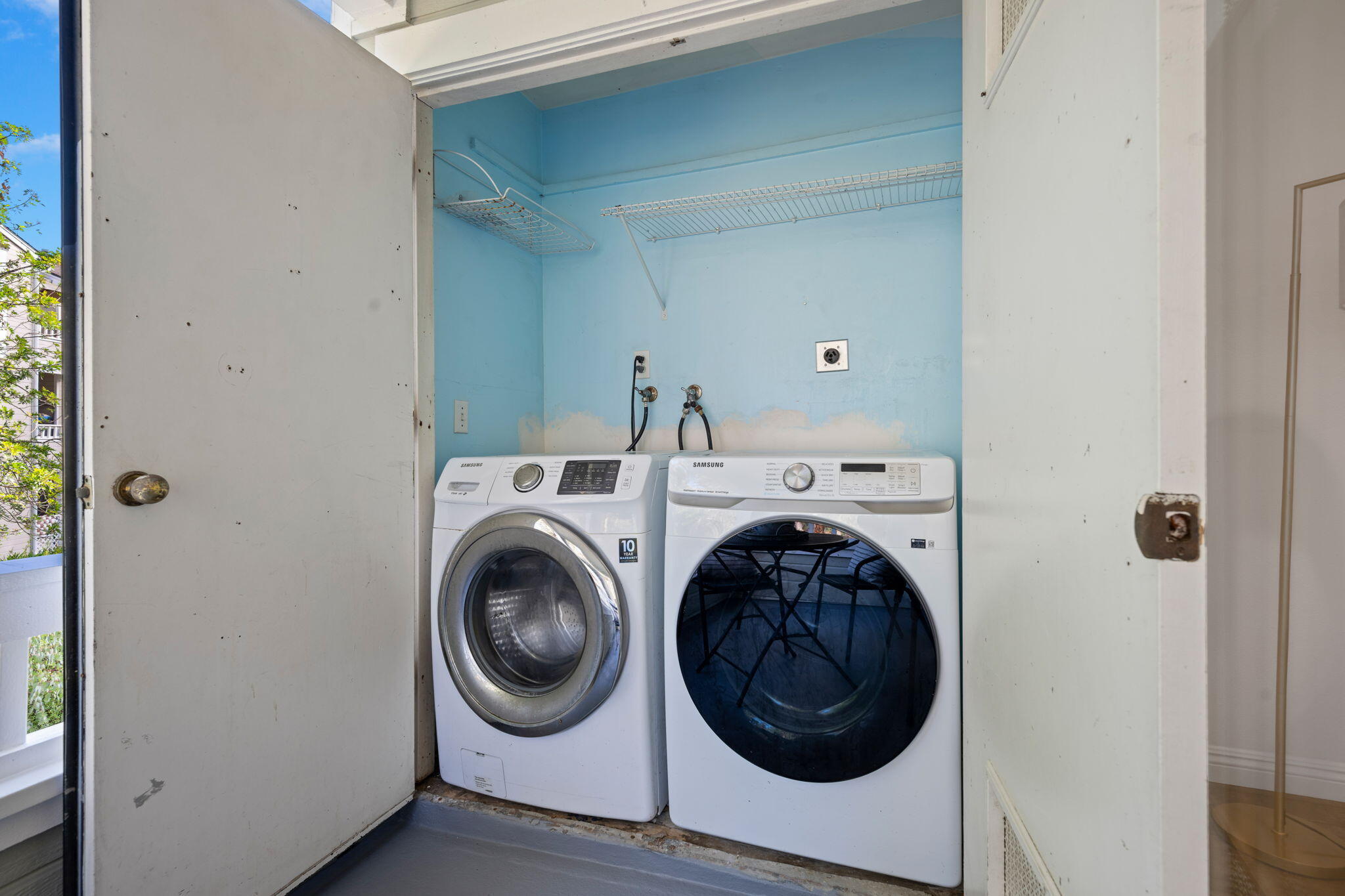 7634 Hollister Avenue 256