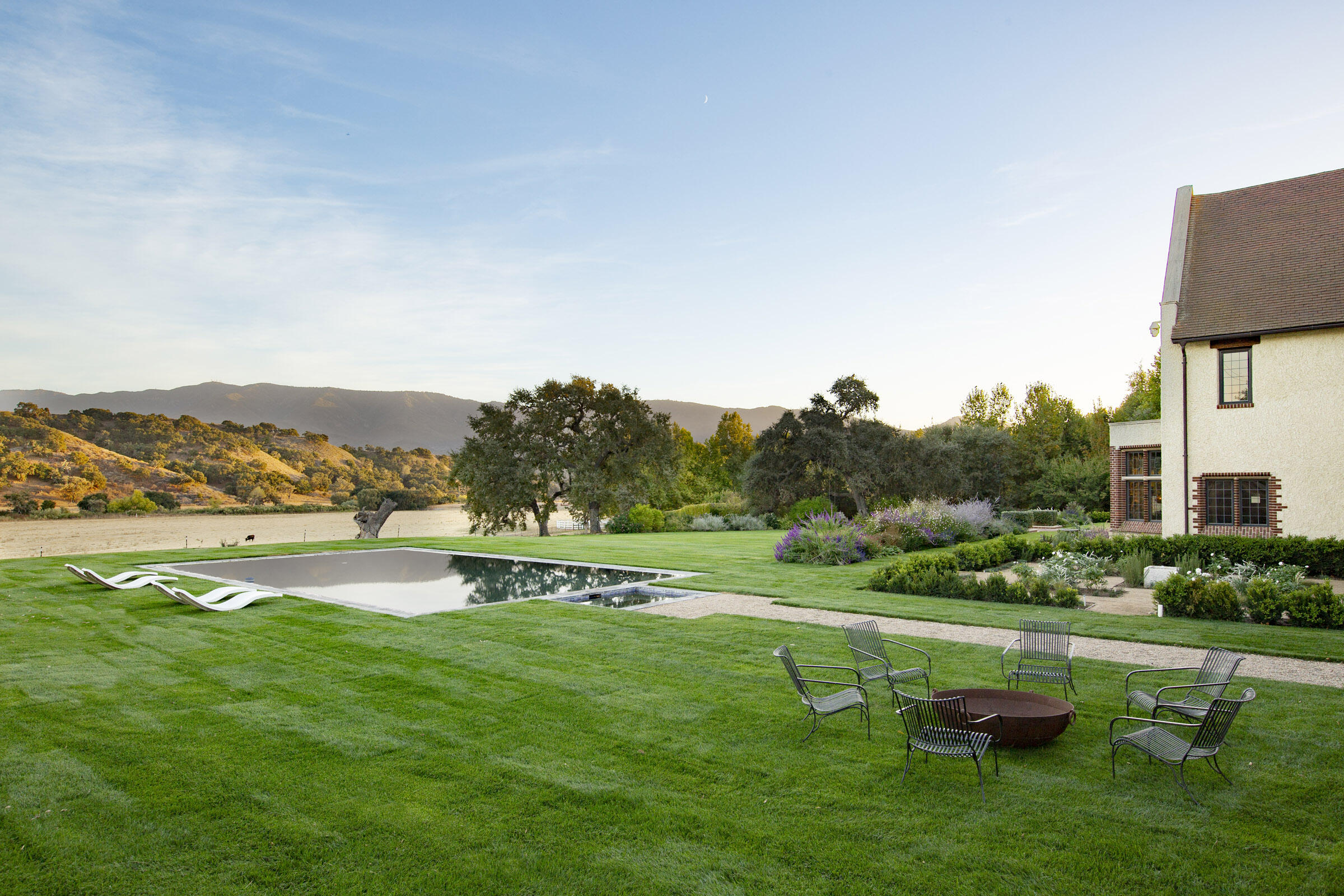 5200 Armour Ranch Road