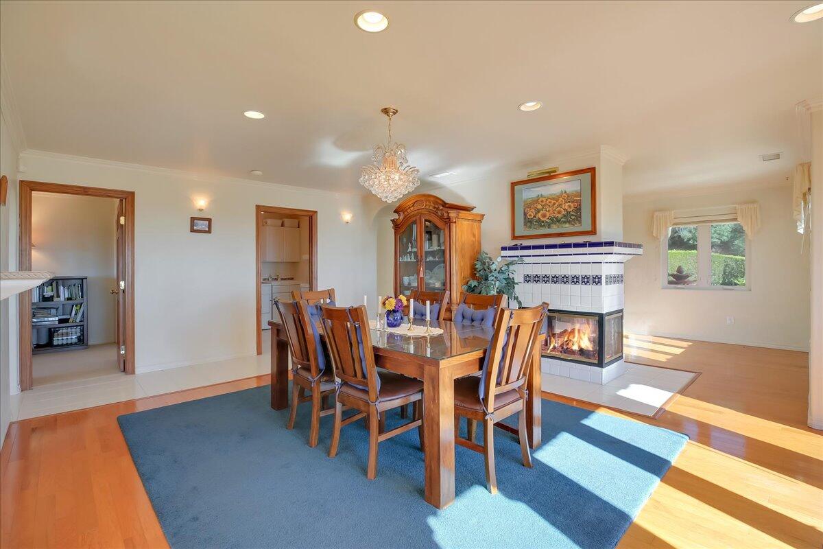 202 E Mountain Drive