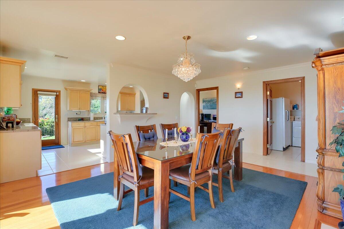 202 E Mountain Drive