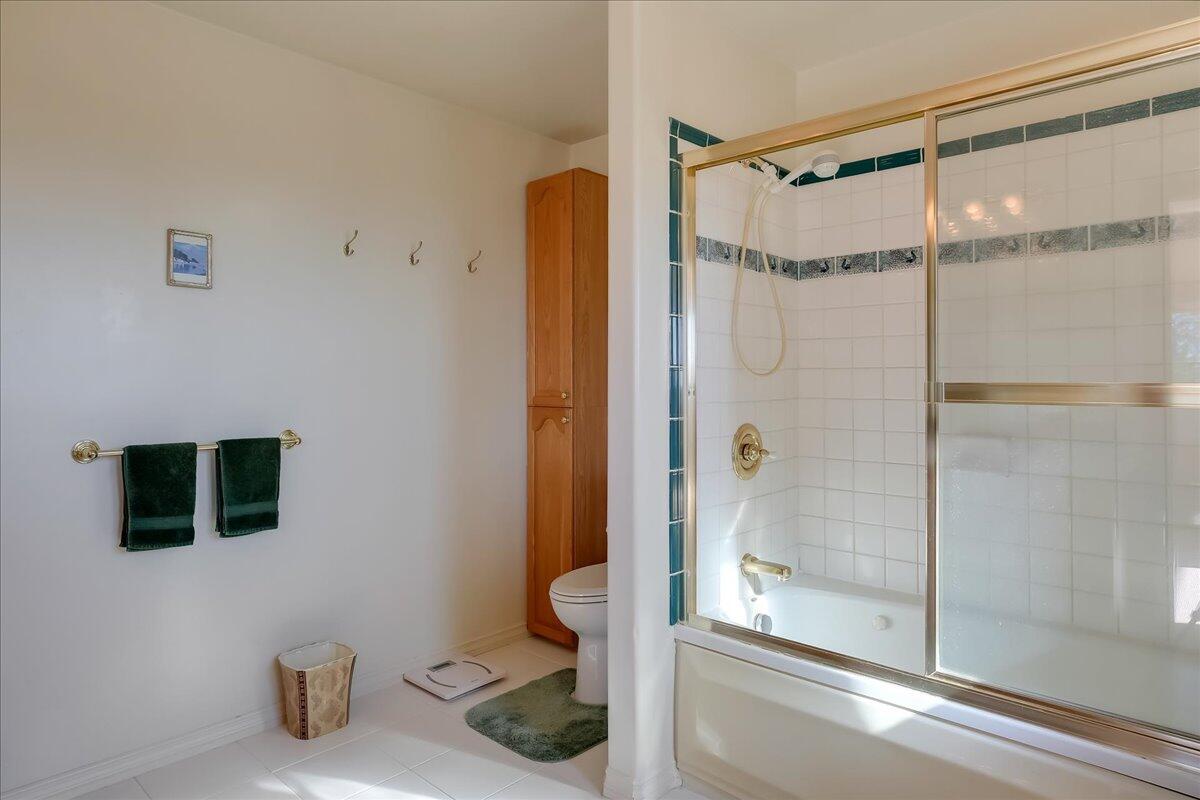 202 E Mountain Drive