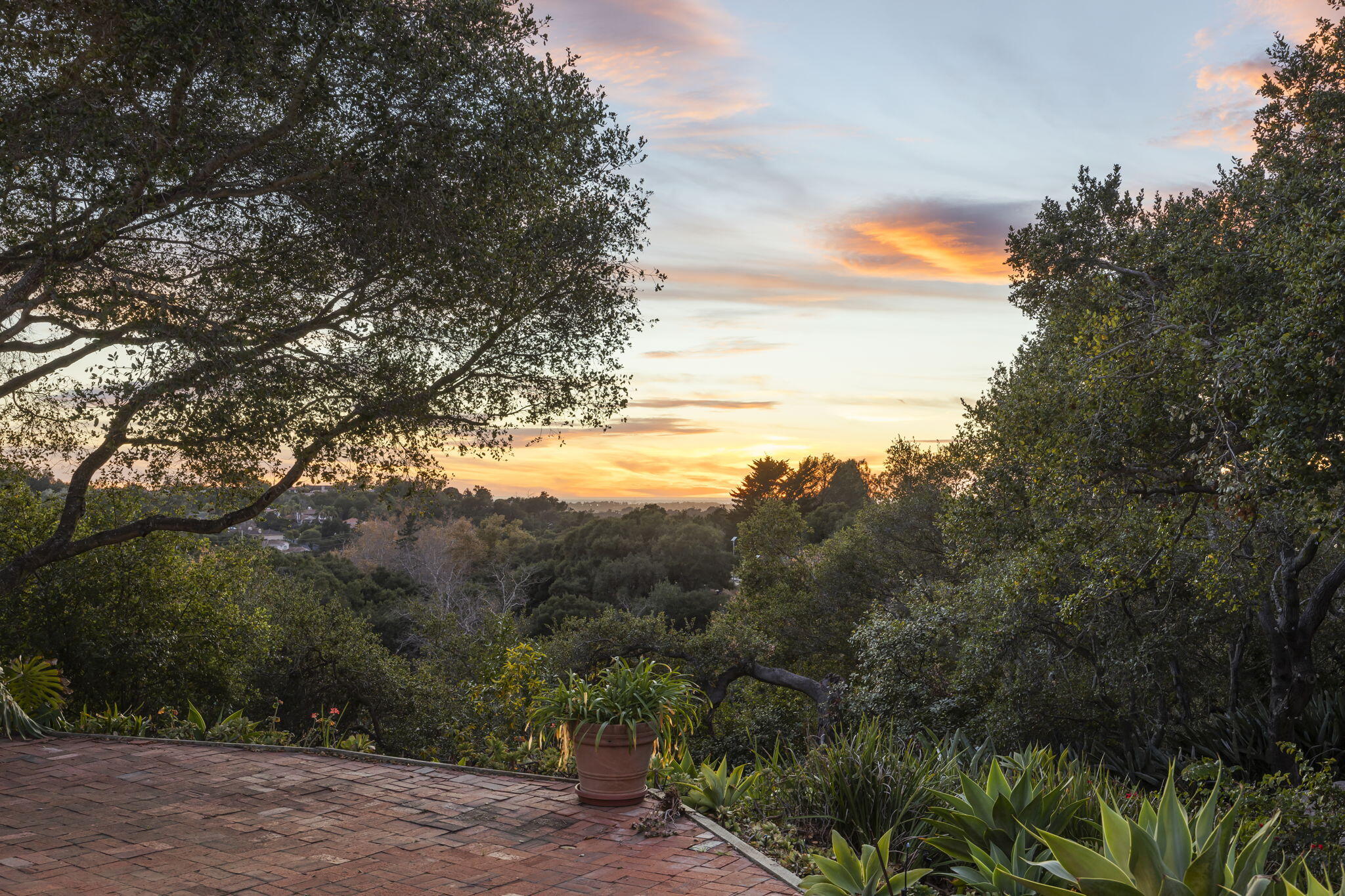 4597 Camino Molinero