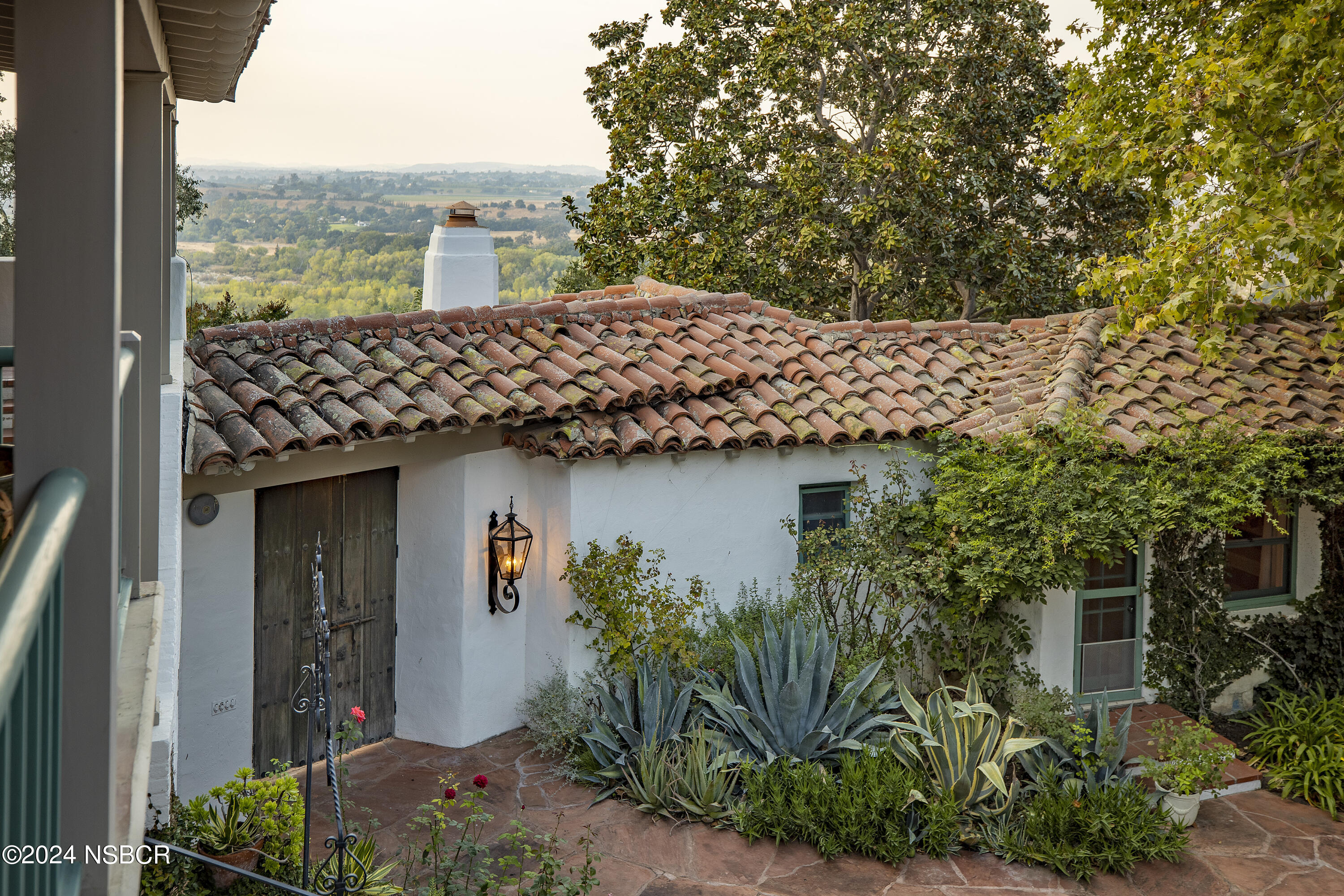 3280 Via Rancheros Road