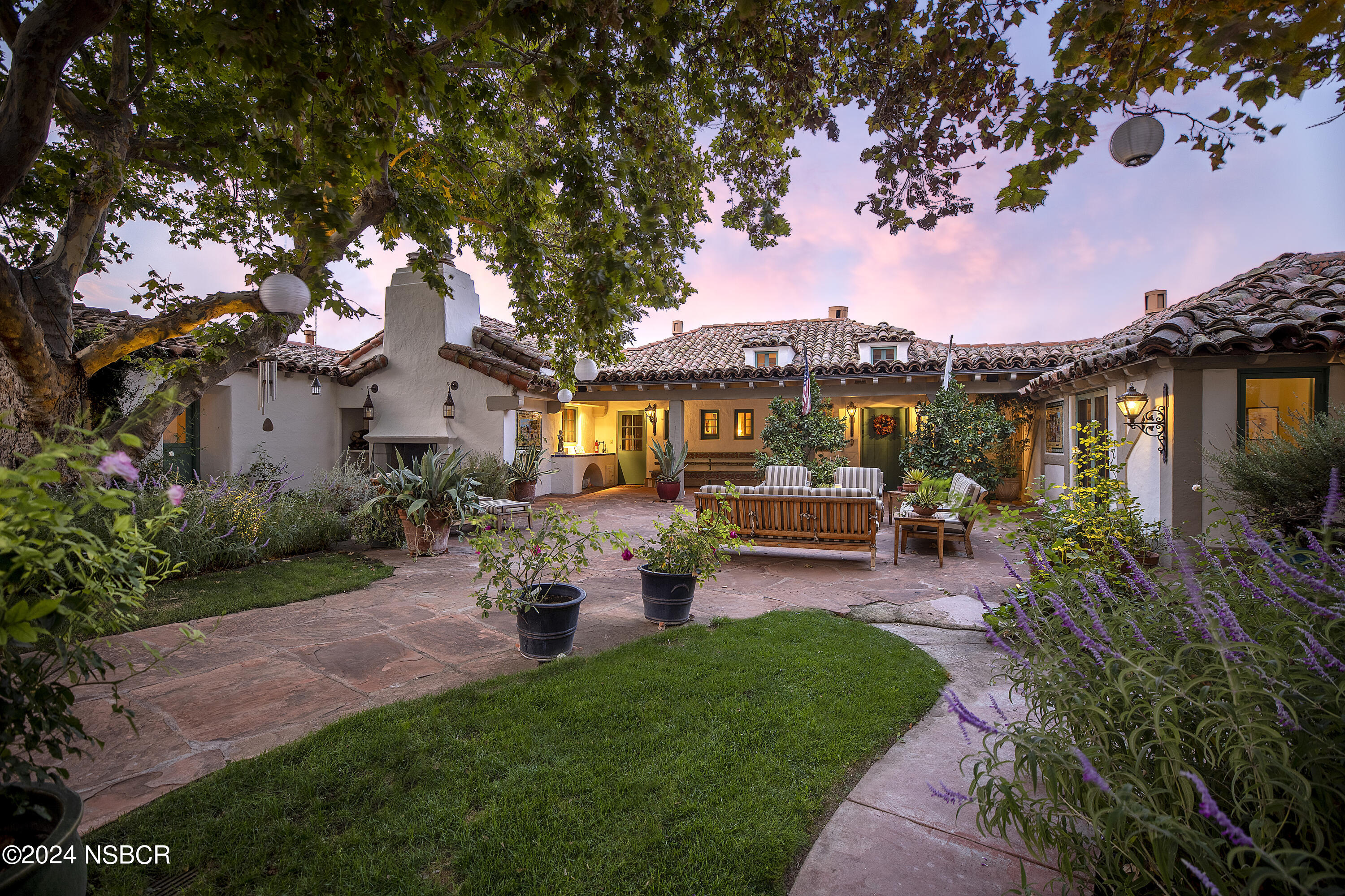 3280 Via Rancheros Road