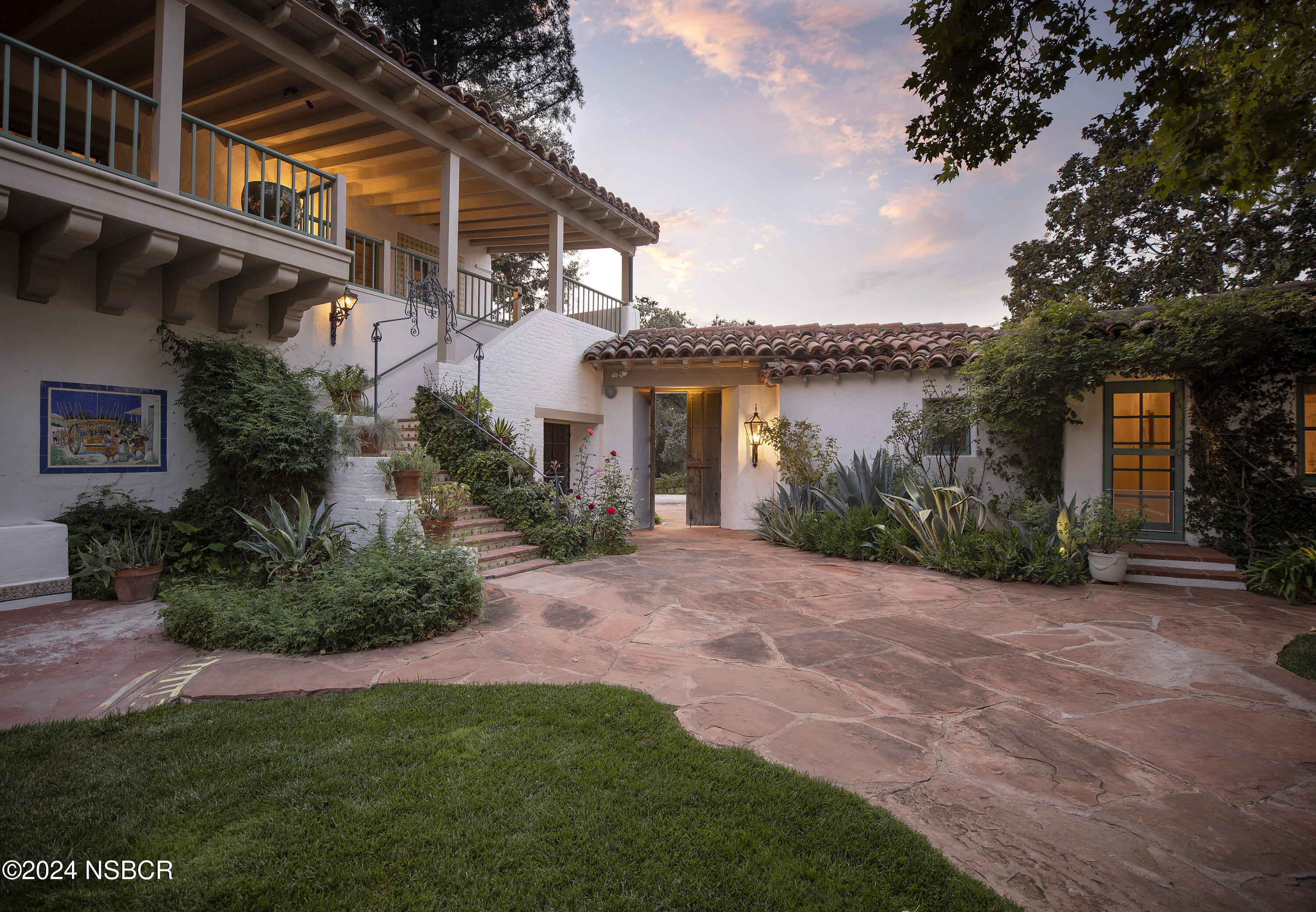 3280 Via Rancheros Road