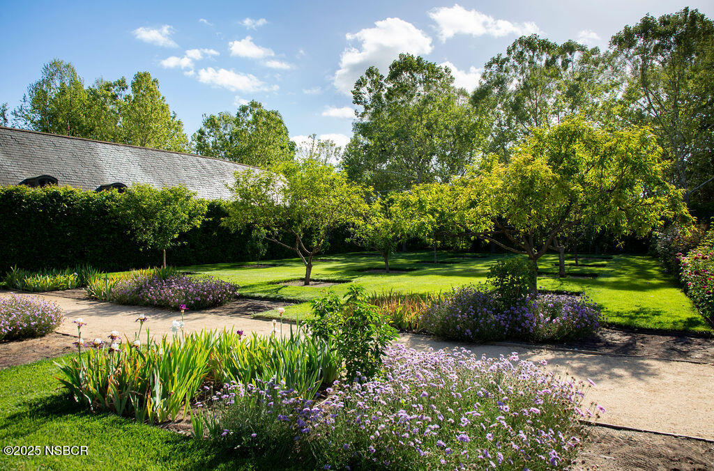 5200 Armour Ranch Road