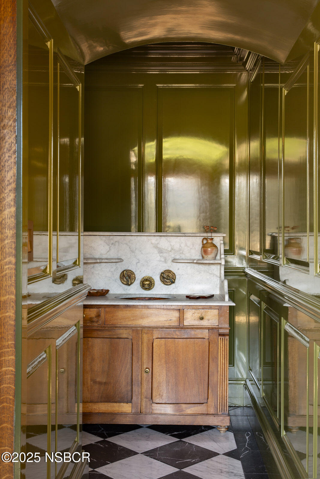 5200 Armour Ranch Road