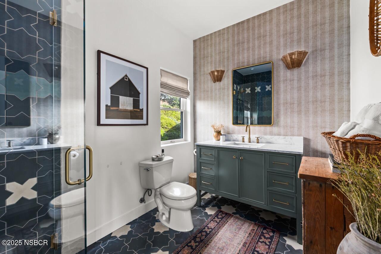 2830/2750 Calzada Avenue