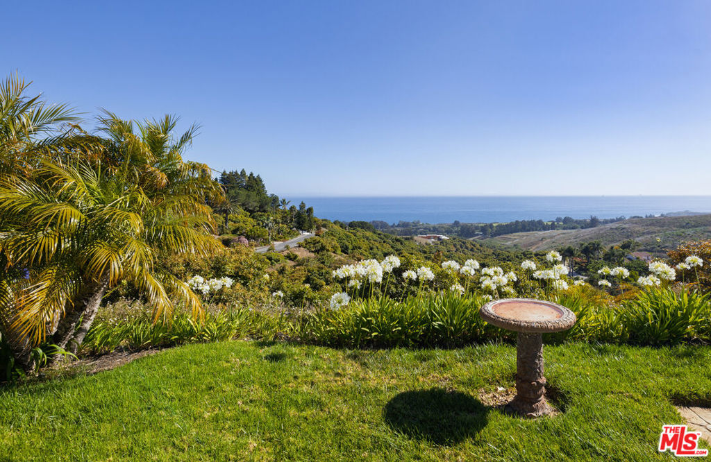 10890 Us Highway 101