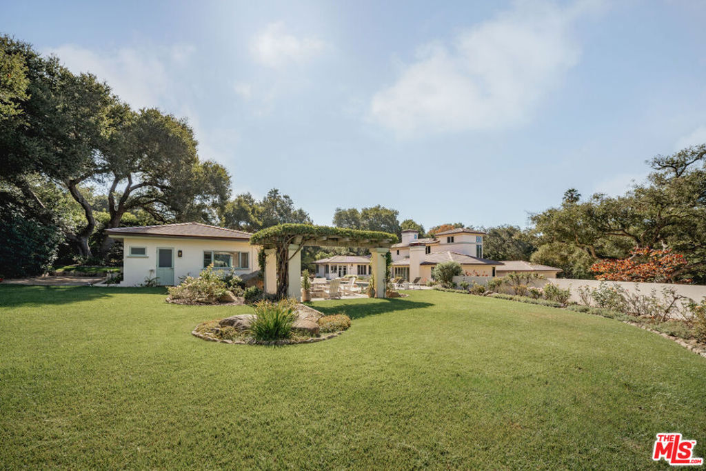 840 Ivy Lane