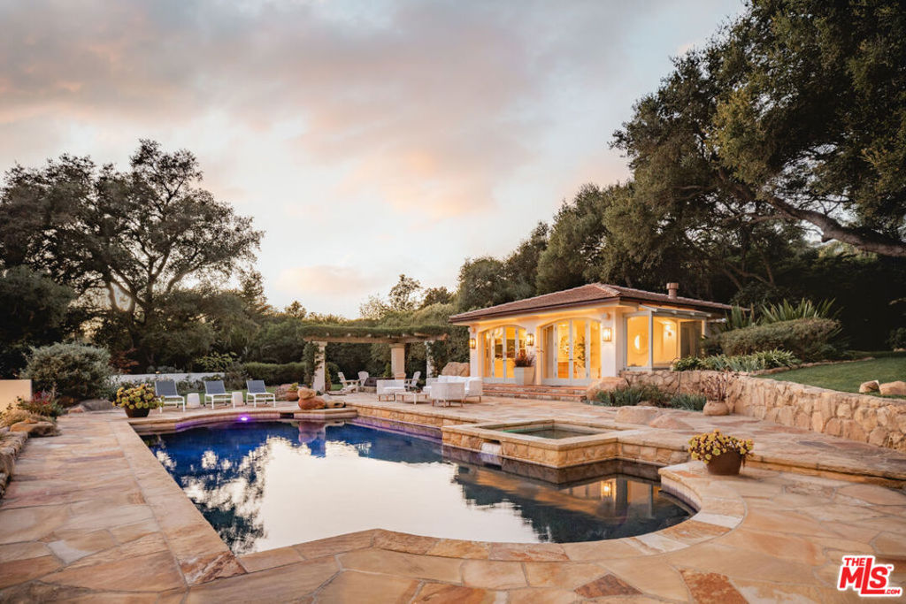840 Ivy Lane