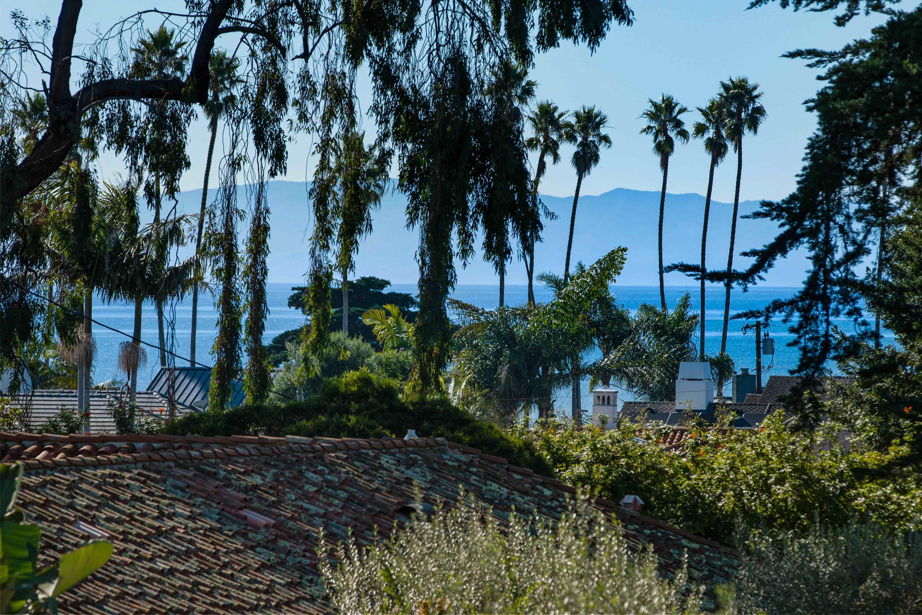 56 Barranca Avenue 10