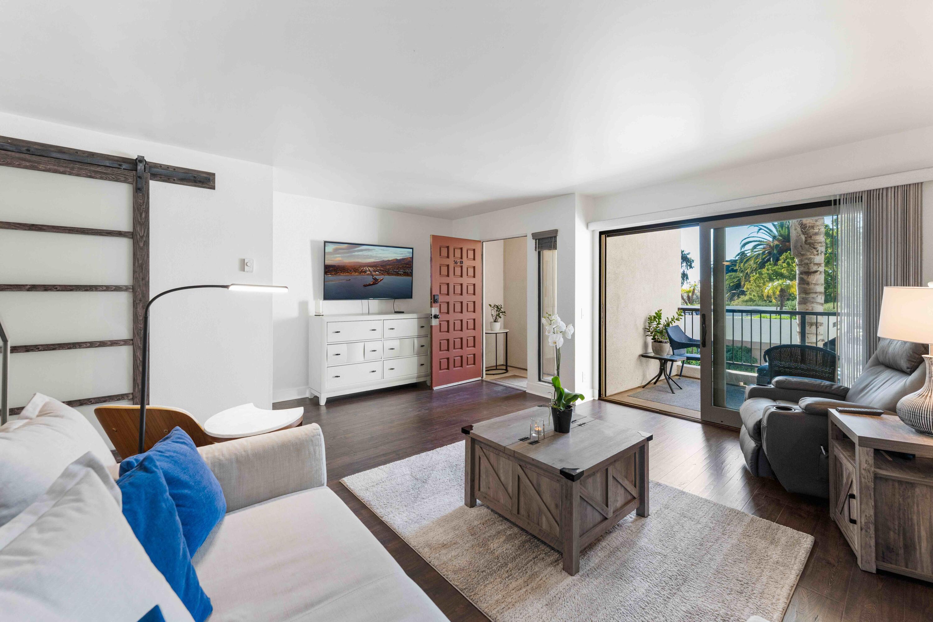 56 Barranca Avenue 10