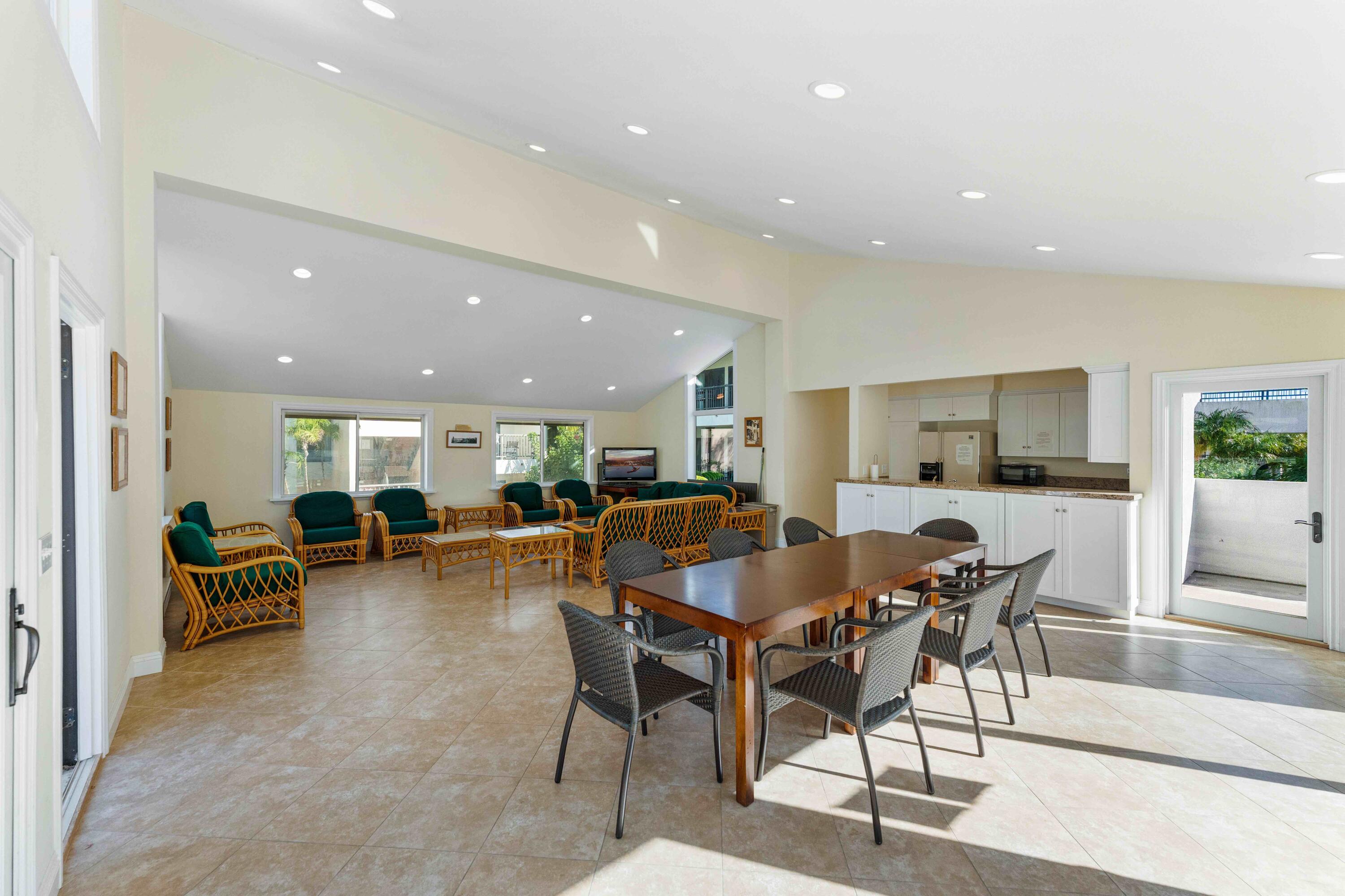 56 Barranca Avenue 10