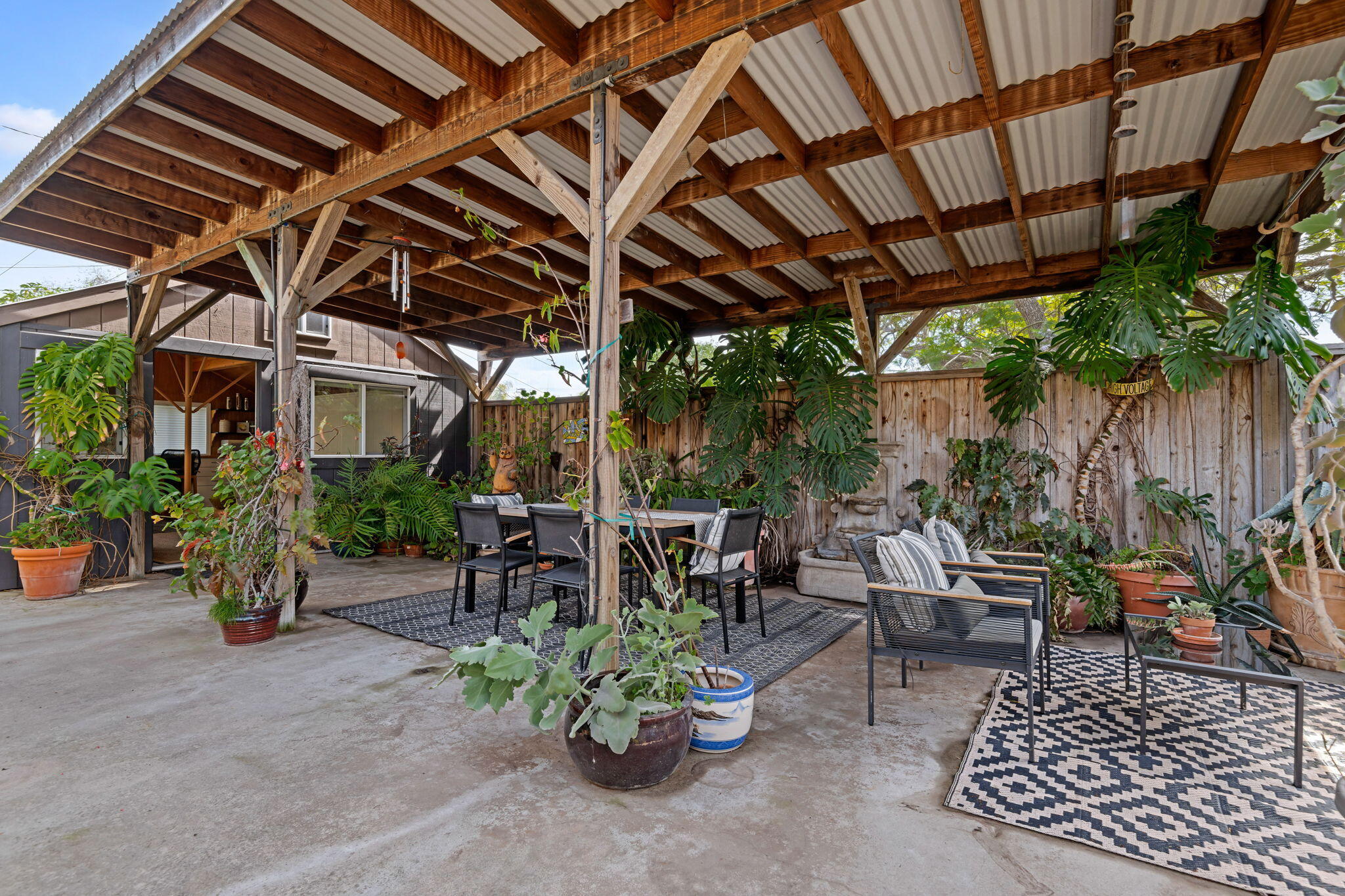 3077 Lucinda Lane