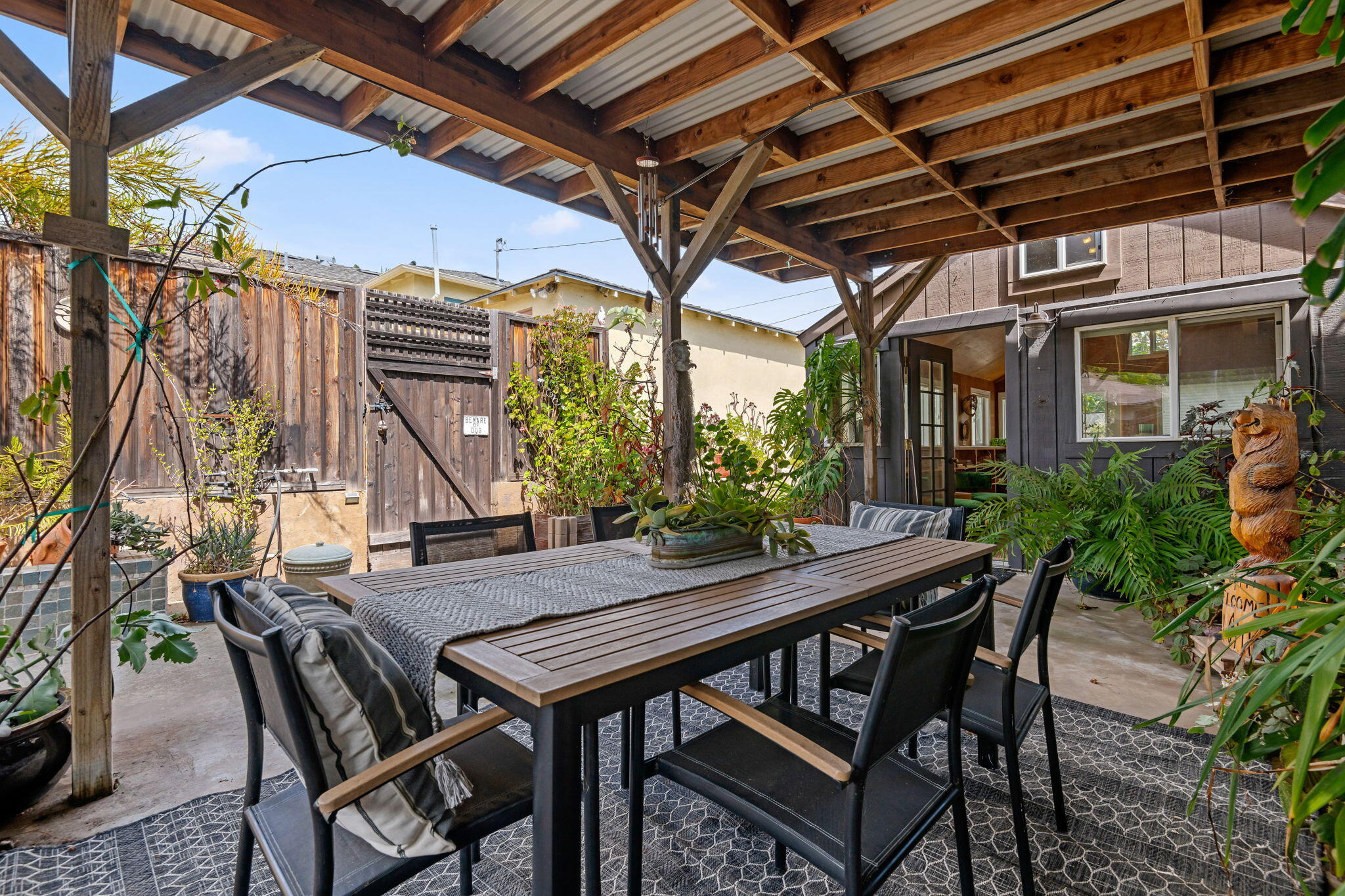 3077 Lucinda Lane