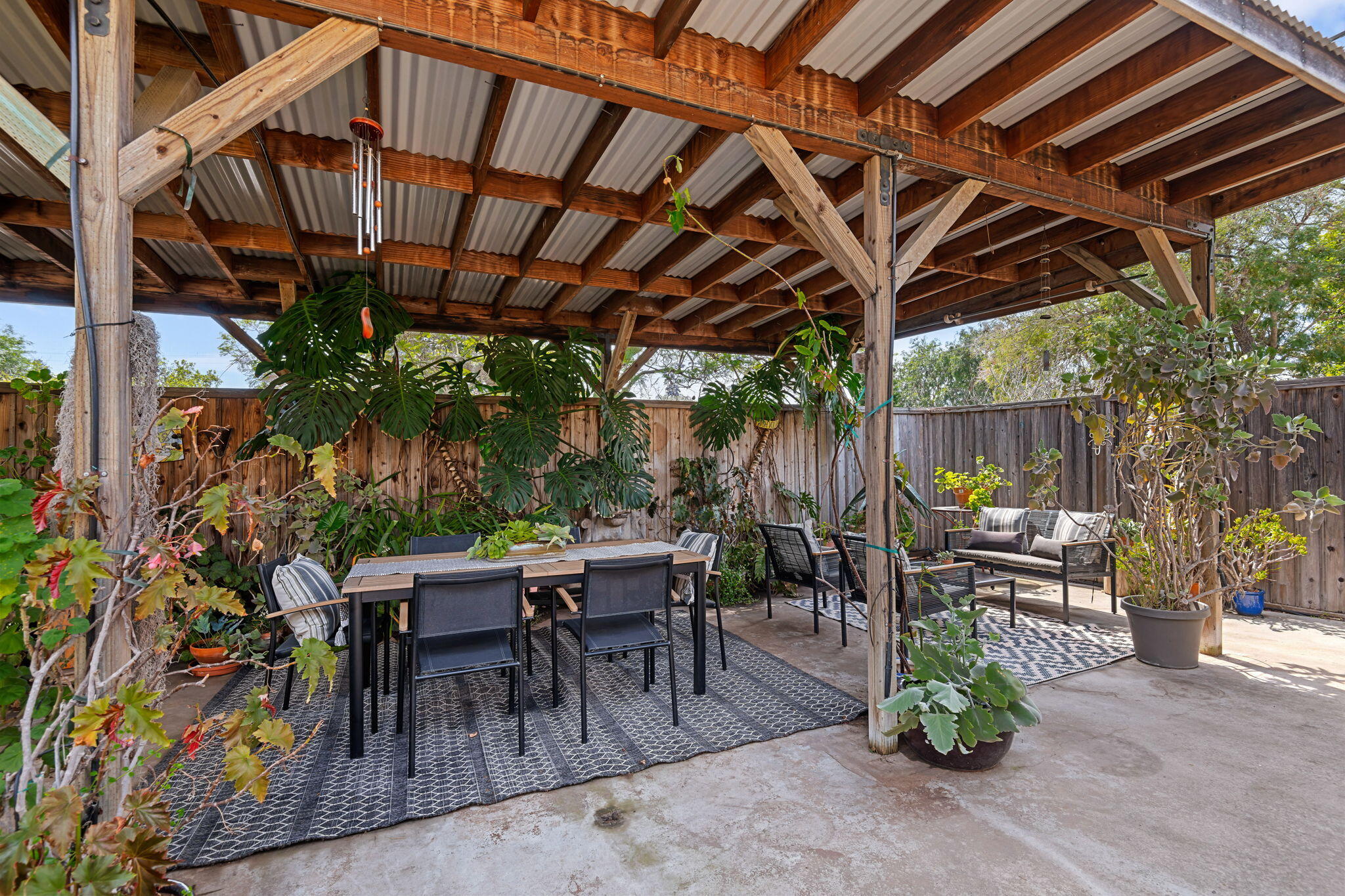 3077 Lucinda Lane