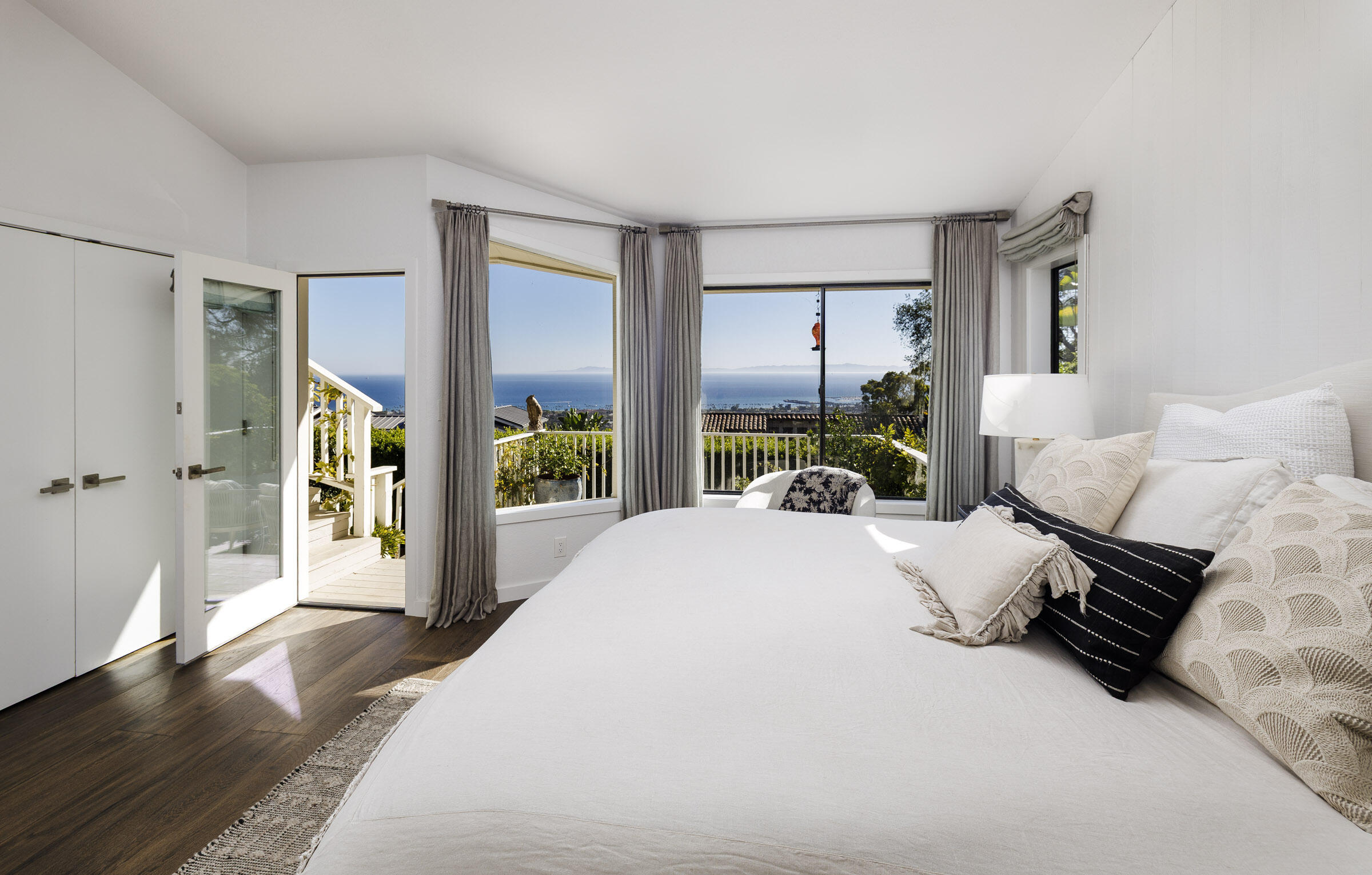 624 Las Alturas Road