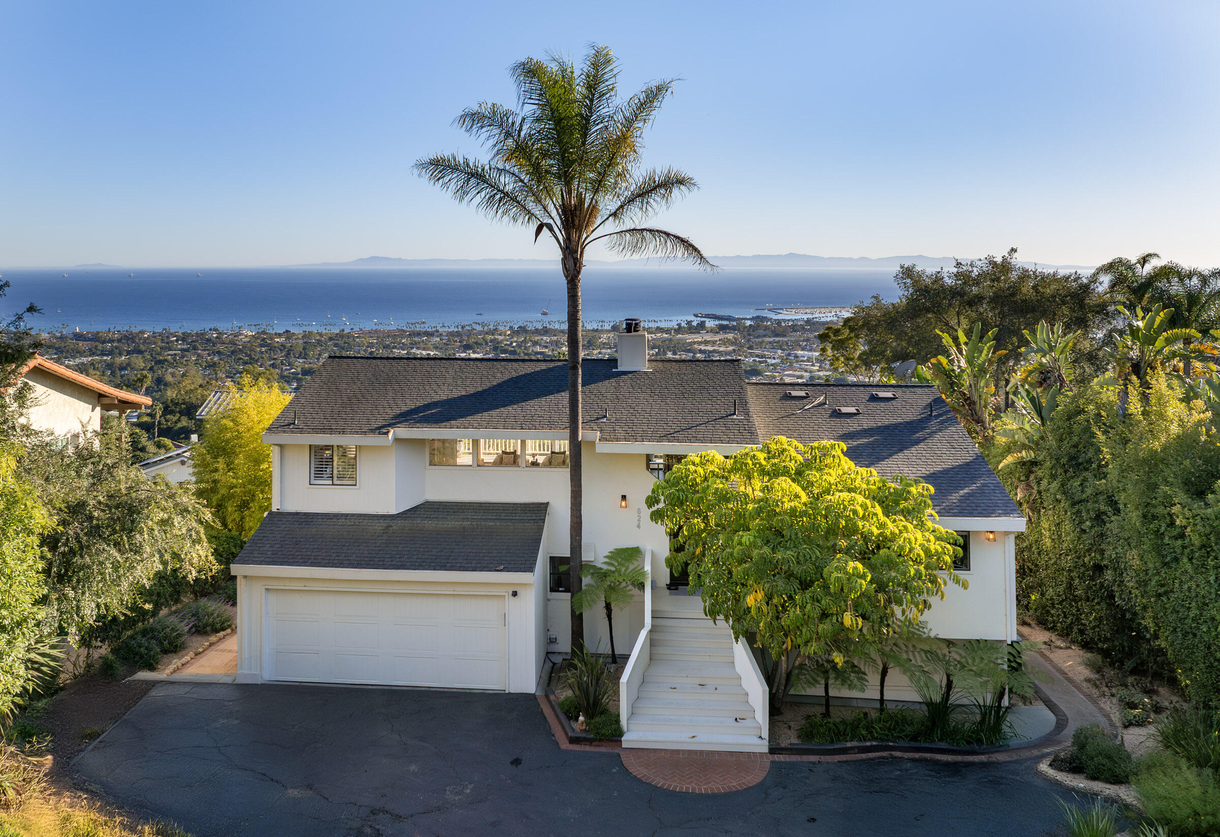 624 Las Alturas Road