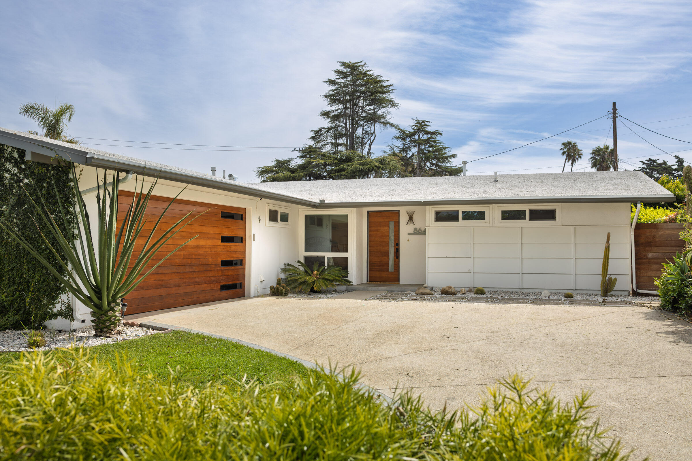864 Arbol Verde Street