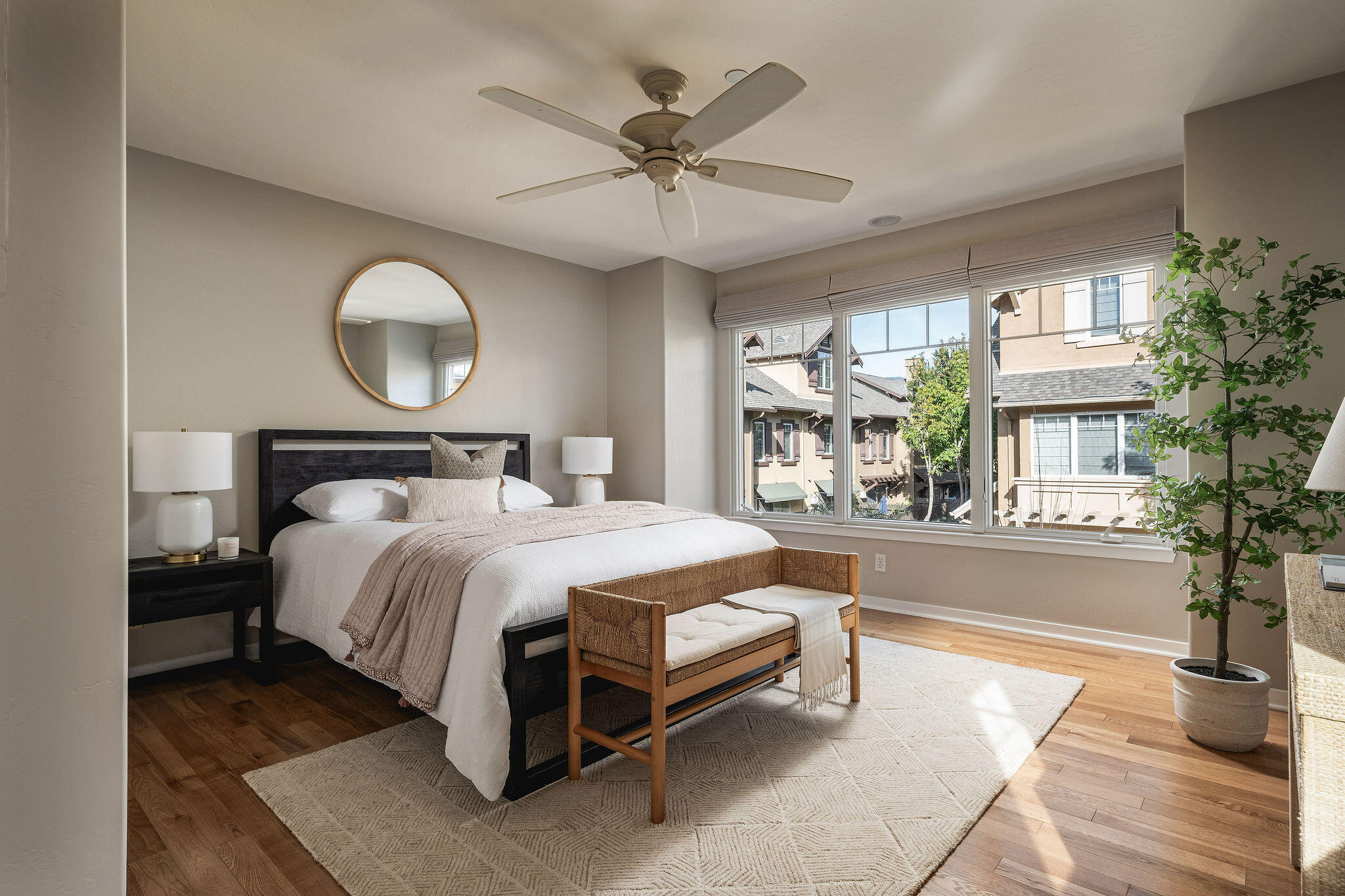 345 Kellogg Way 18