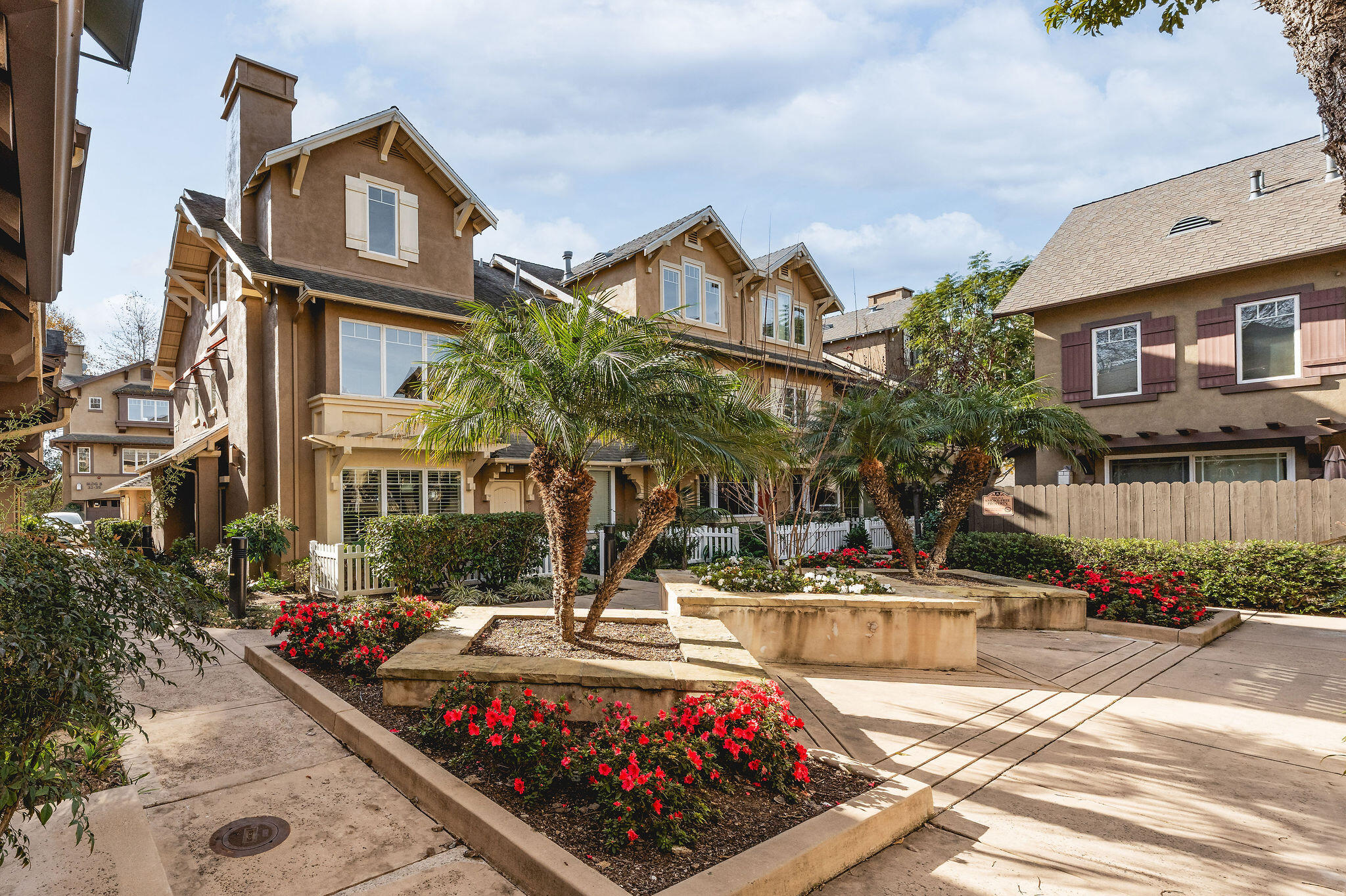 345 Kellogg Way 18