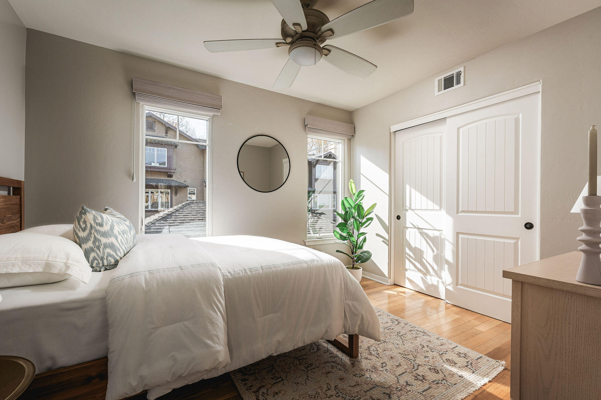 345 Kellogg Way 18