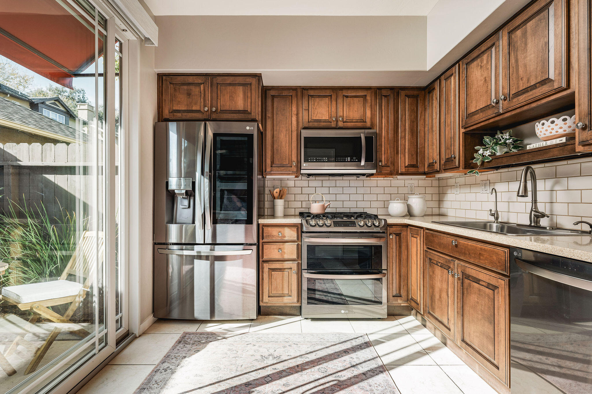 345 Kellogg Way 18