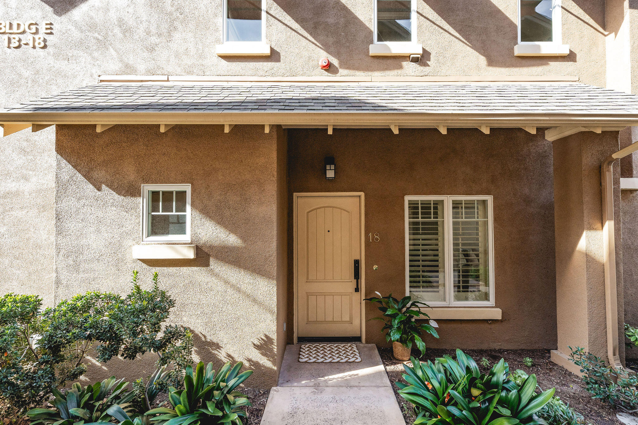 345 Kellogg Way 18