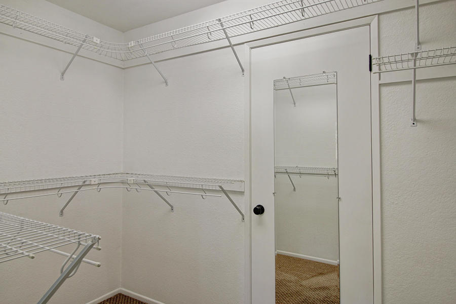 1050 Vista Del Pueblo Apt 22