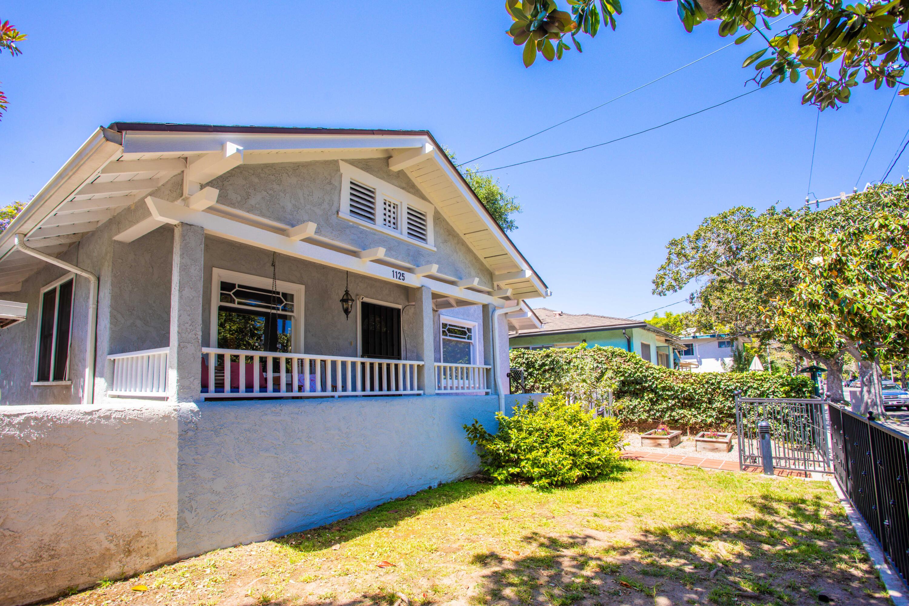 1125 San Andres Street