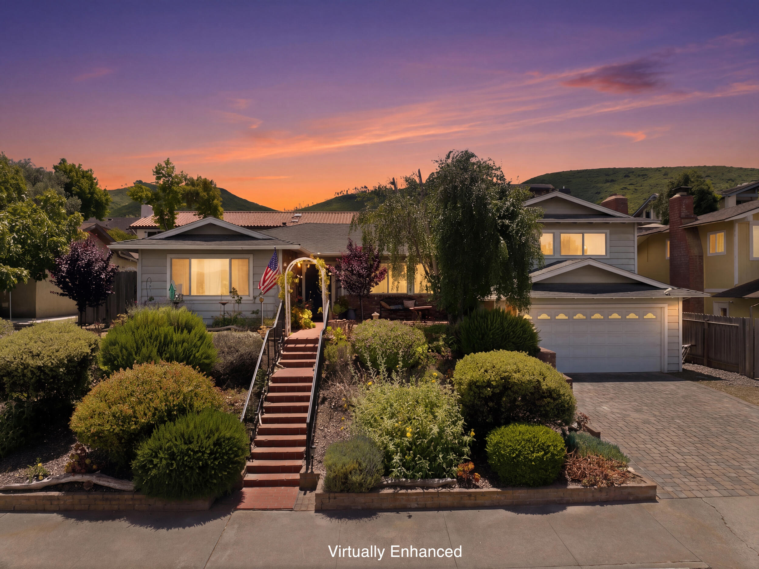 836 Clemens Way