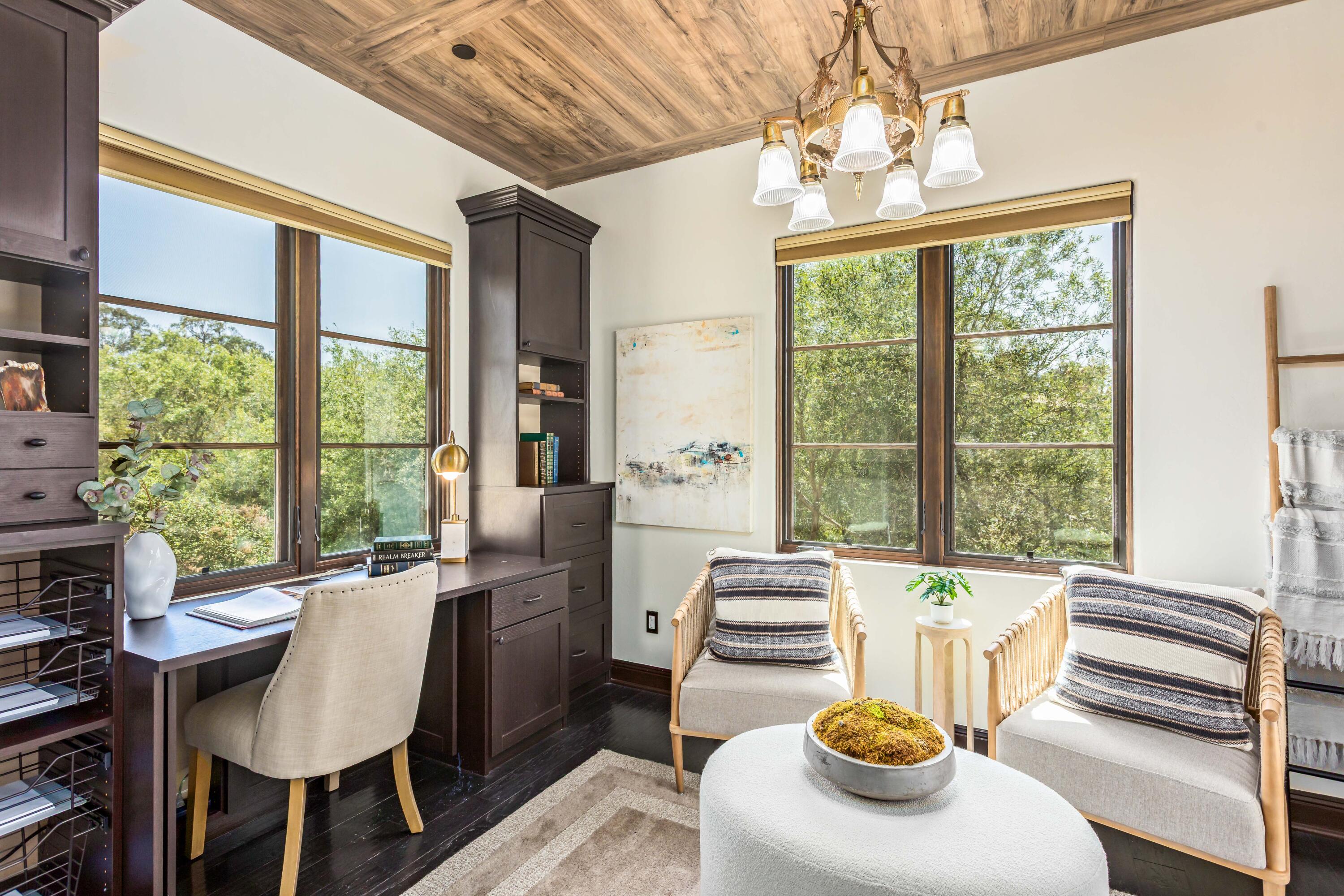 7705 Kestrel Lane