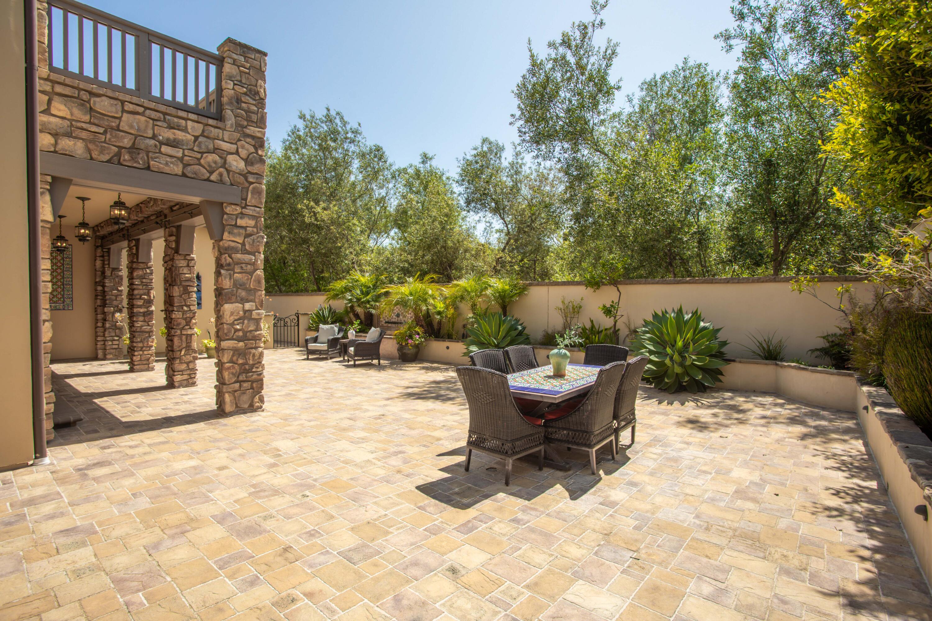 7705 Kestrel Lane