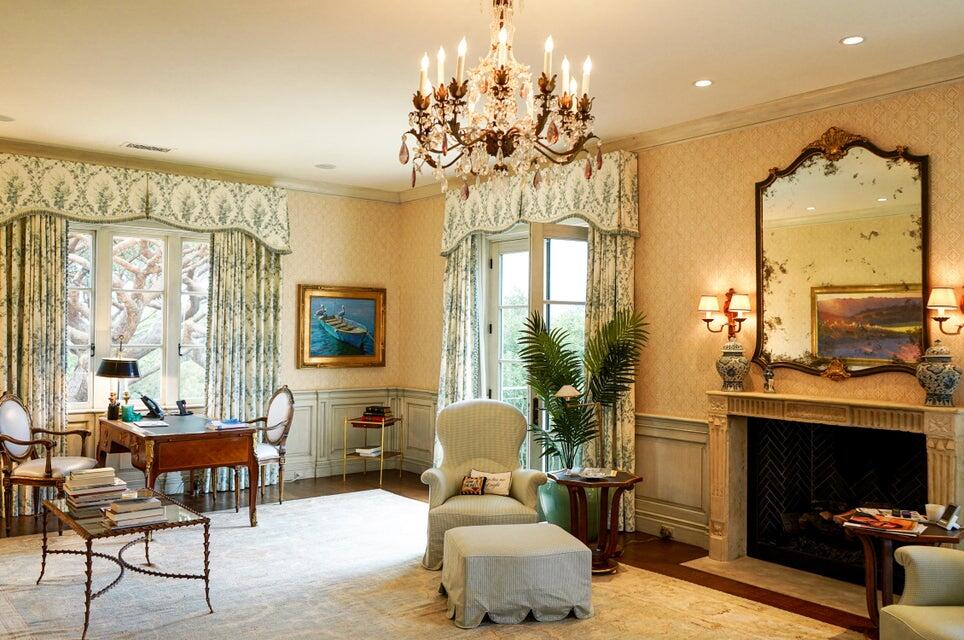 280 Las Entradas Drive