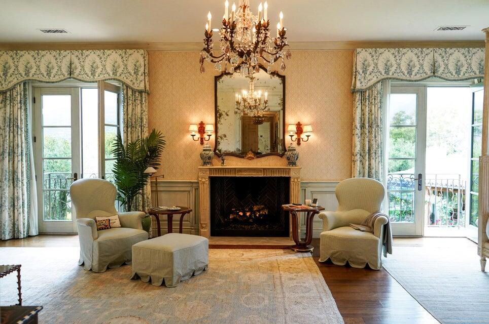 280 Las Entradas Drive