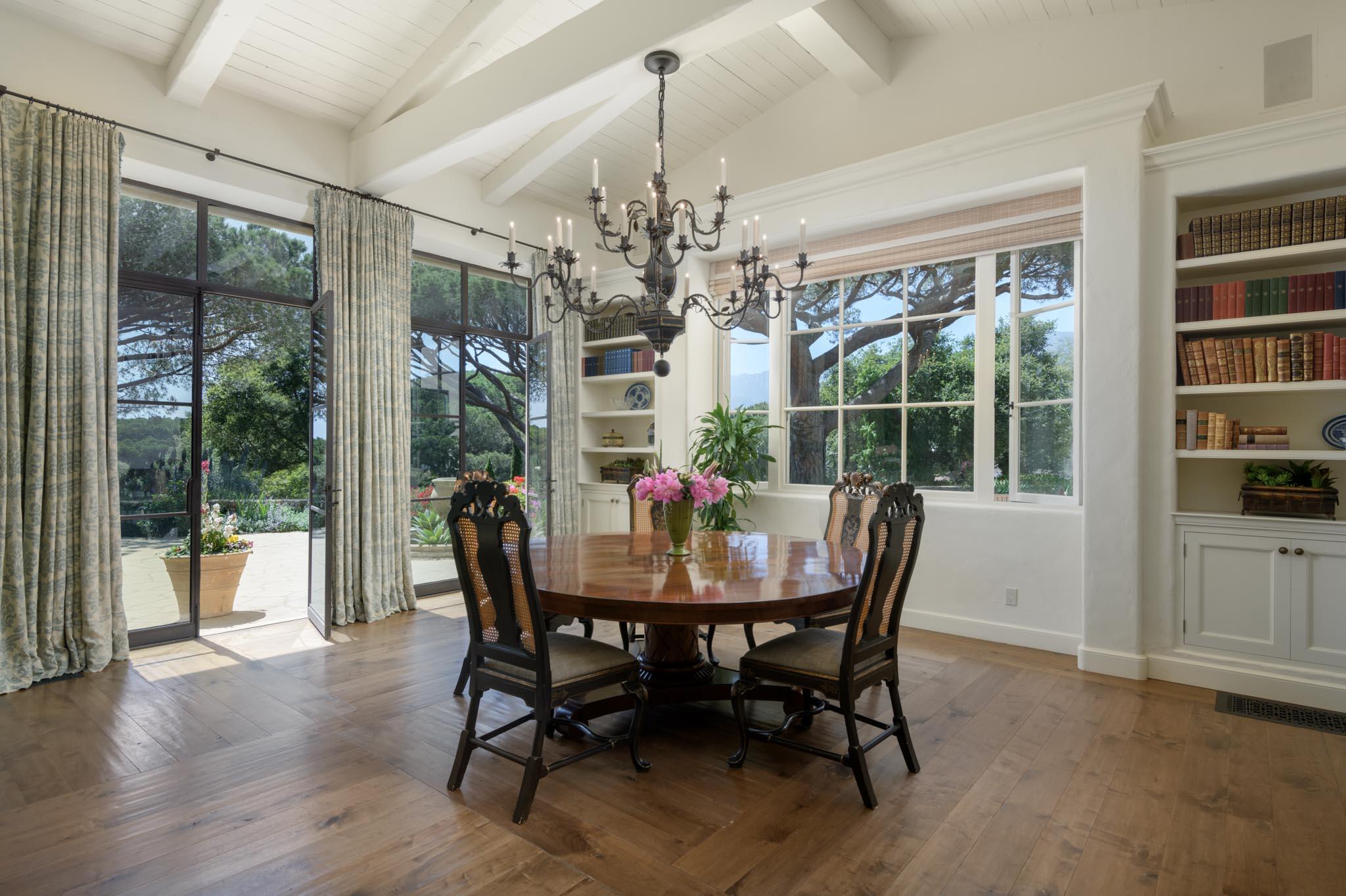 280 Las Entradas Drive