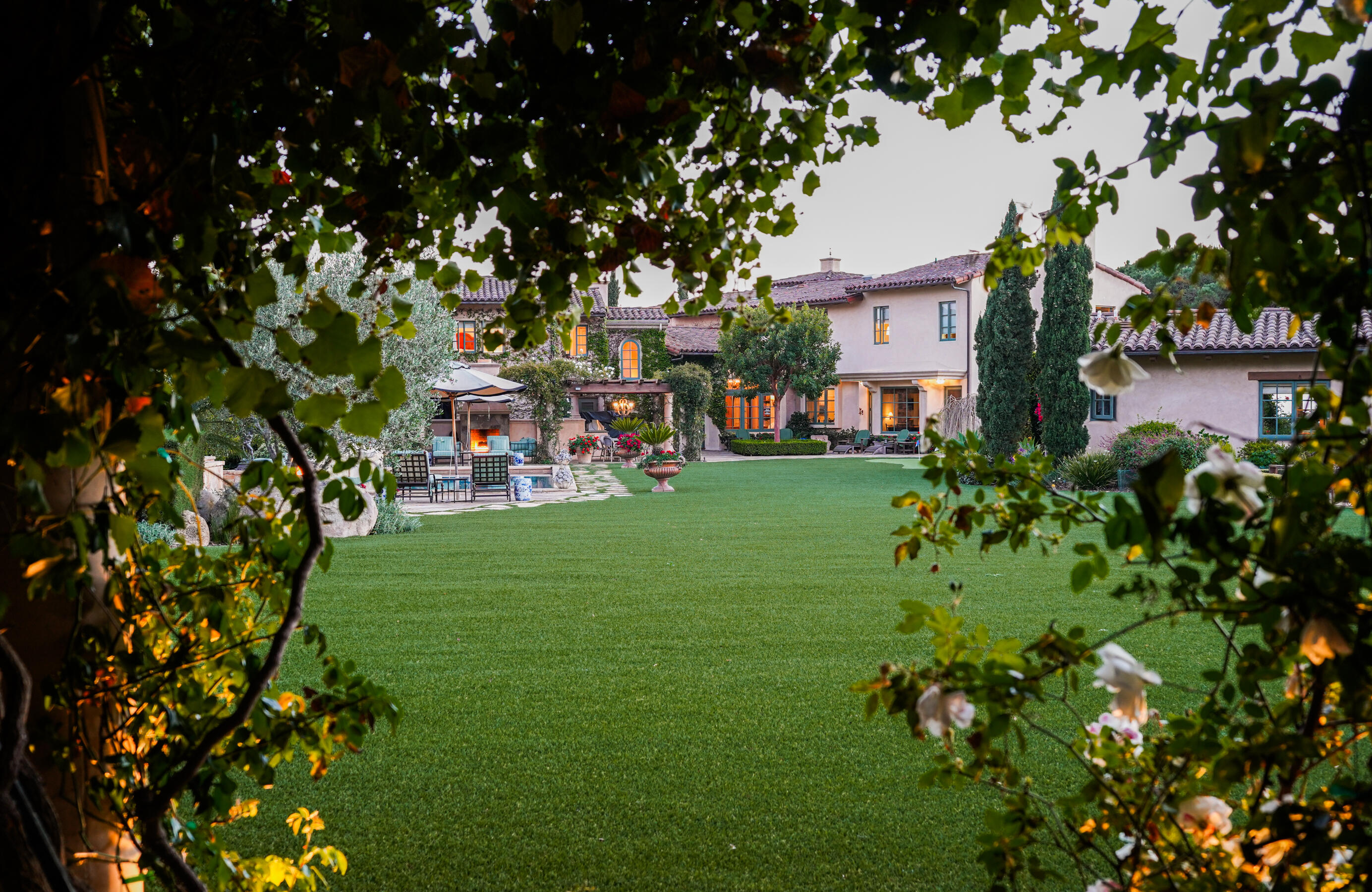 280 Las Entradas Drive