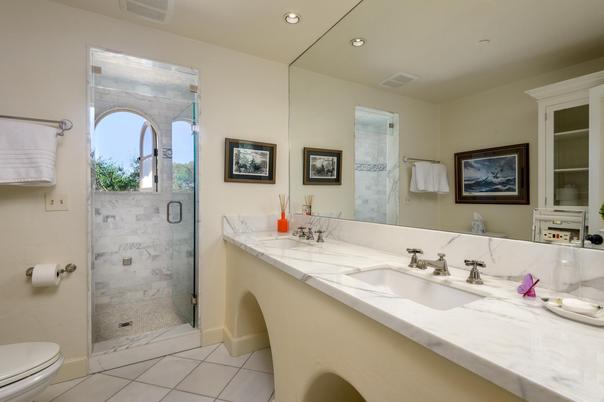 280 Las Entradas Drive